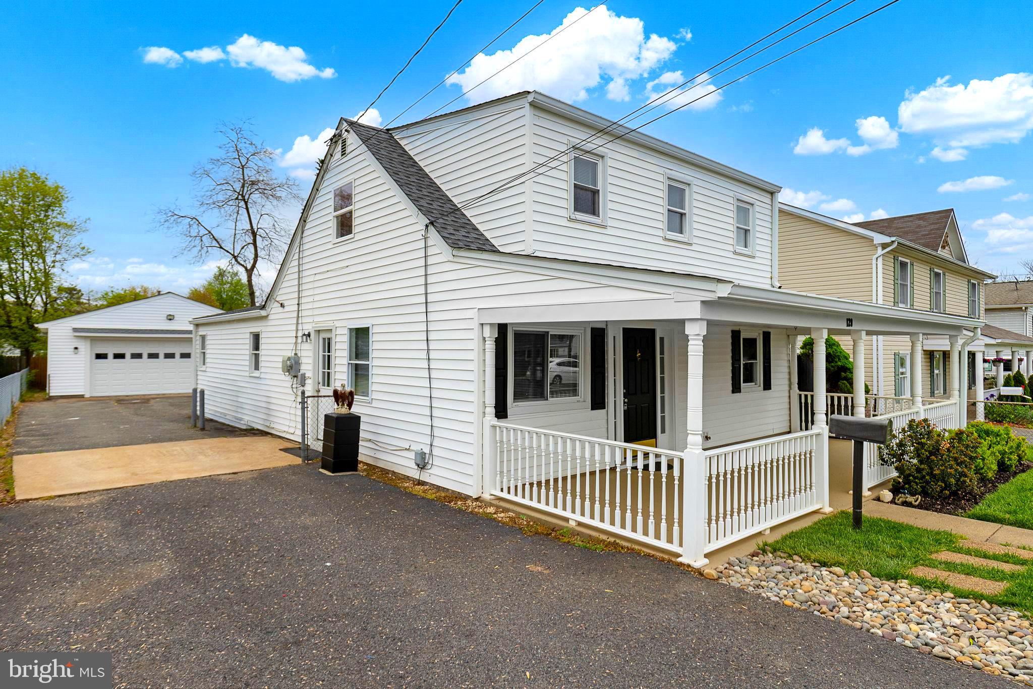MANASSAS PARK - Residential