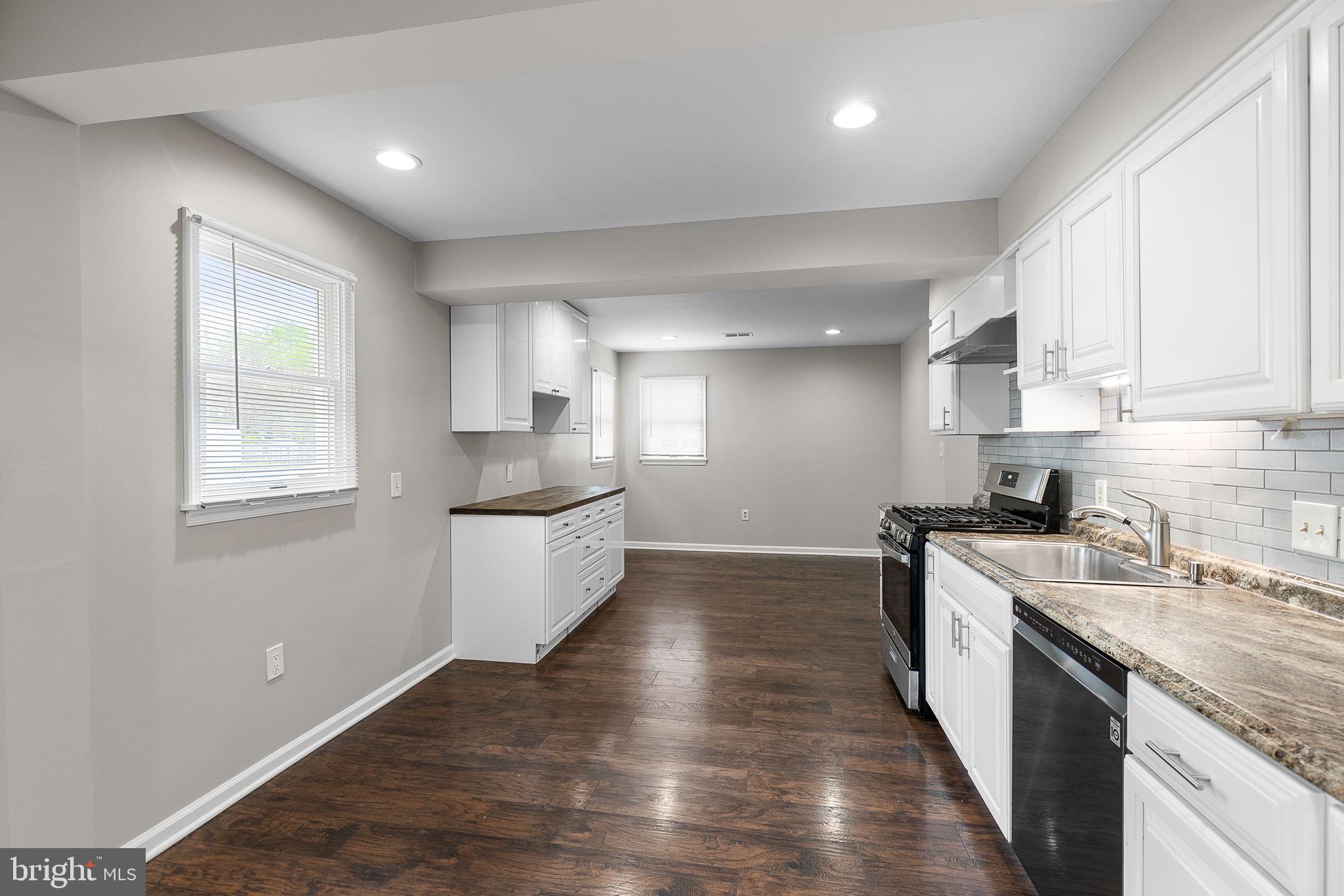MANASSAS PARK - Residential