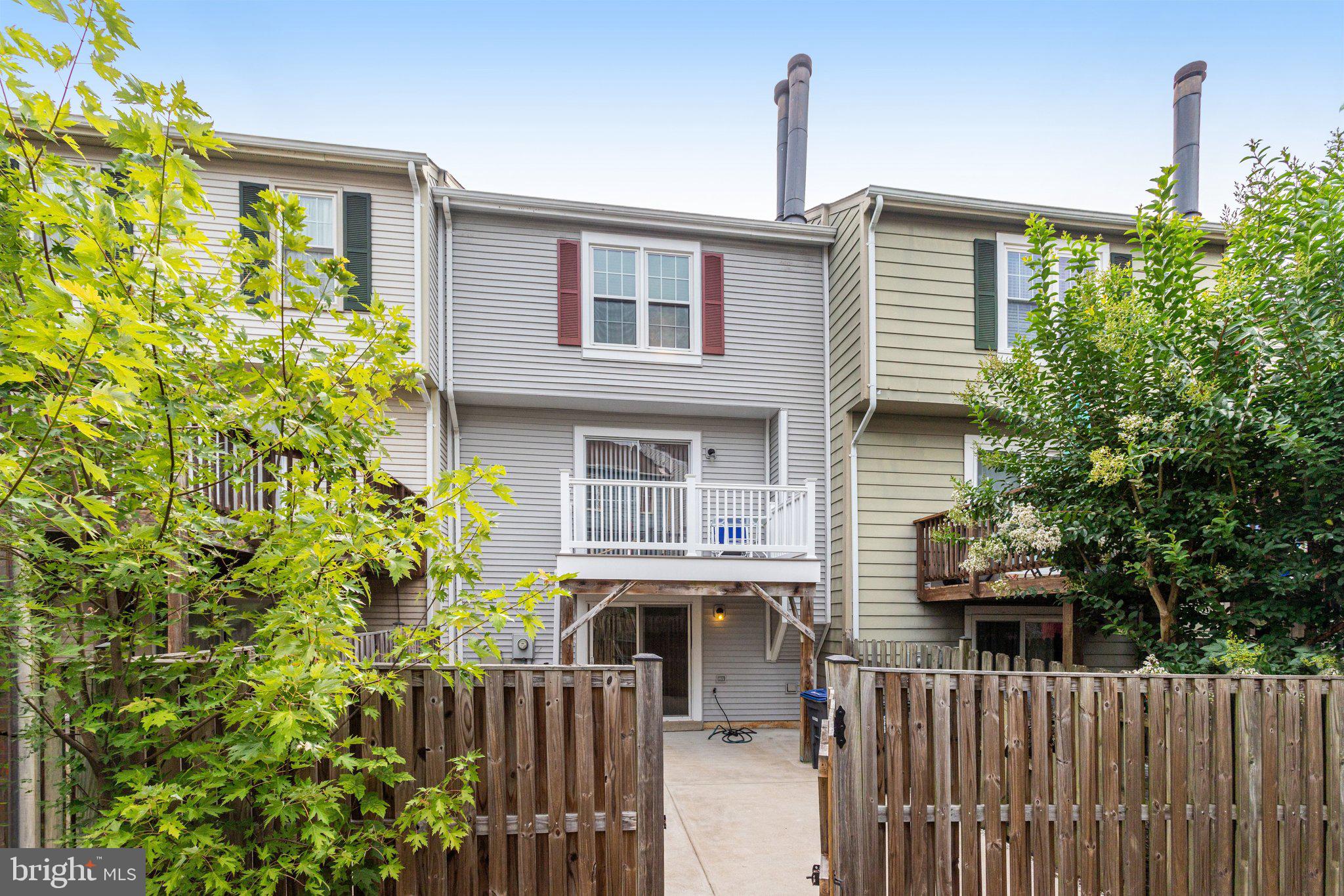 MONTCLAIR - Residential
