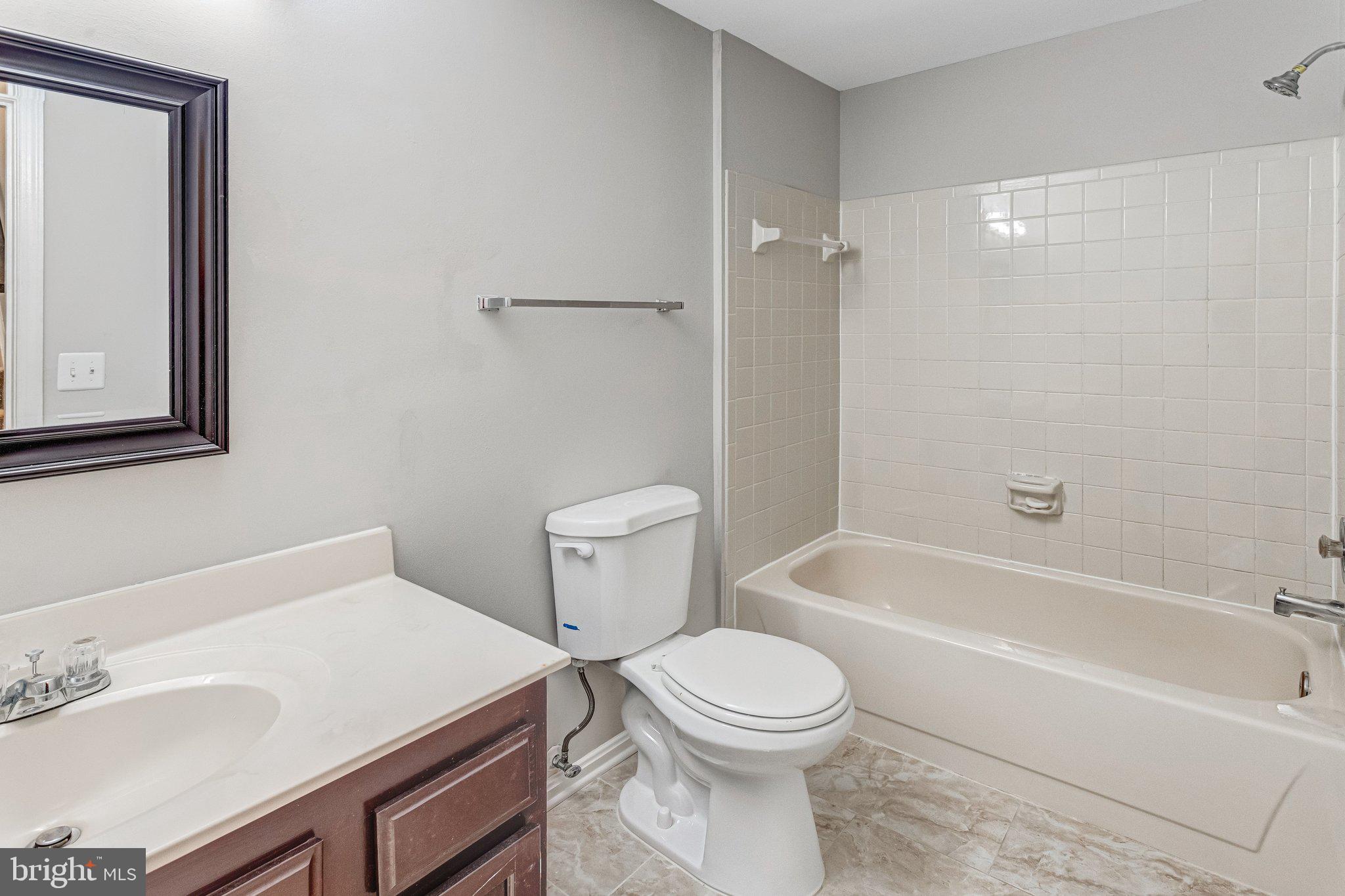 MONTCLAIR - Residential