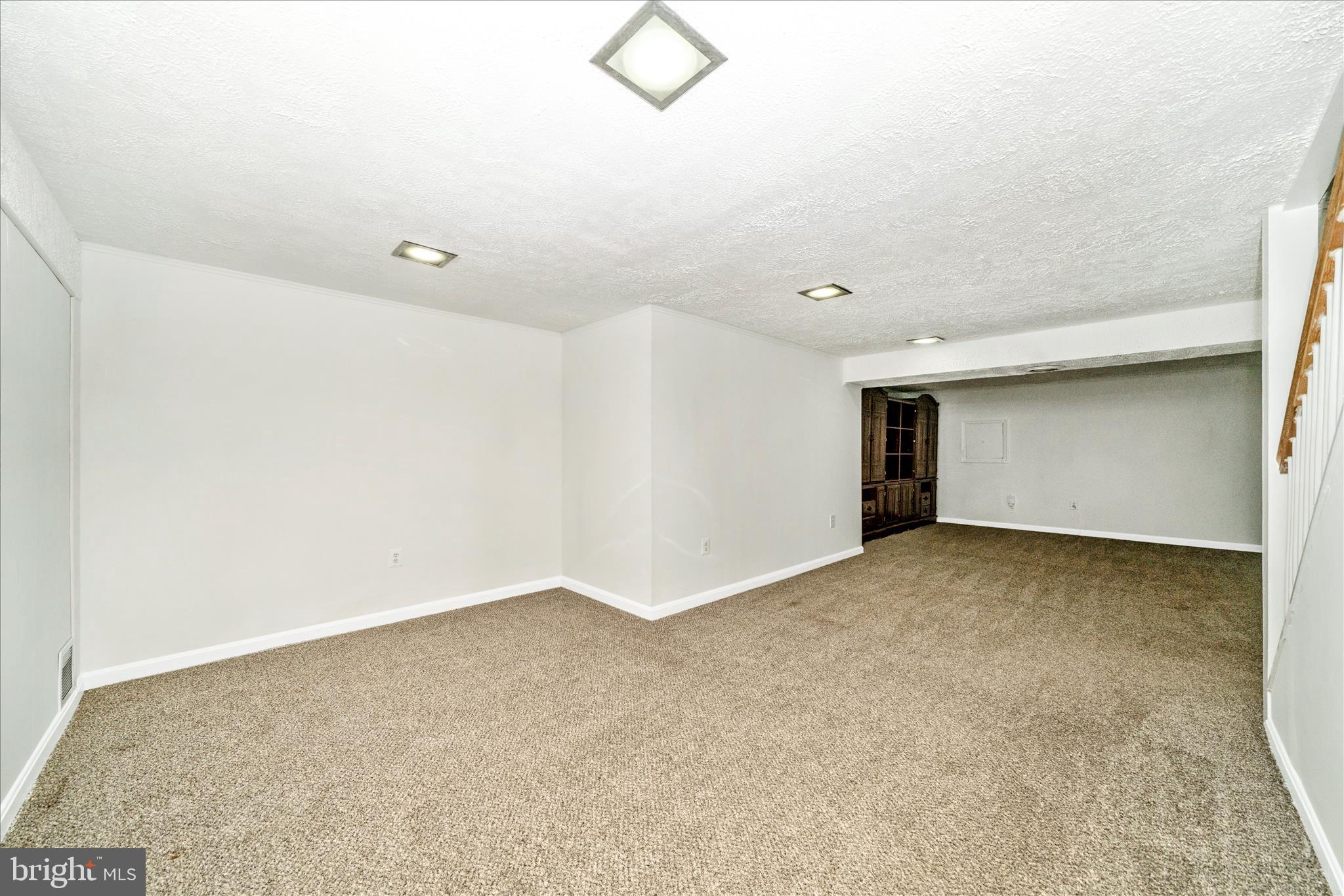 WOODLAWN TERRACE - Residential