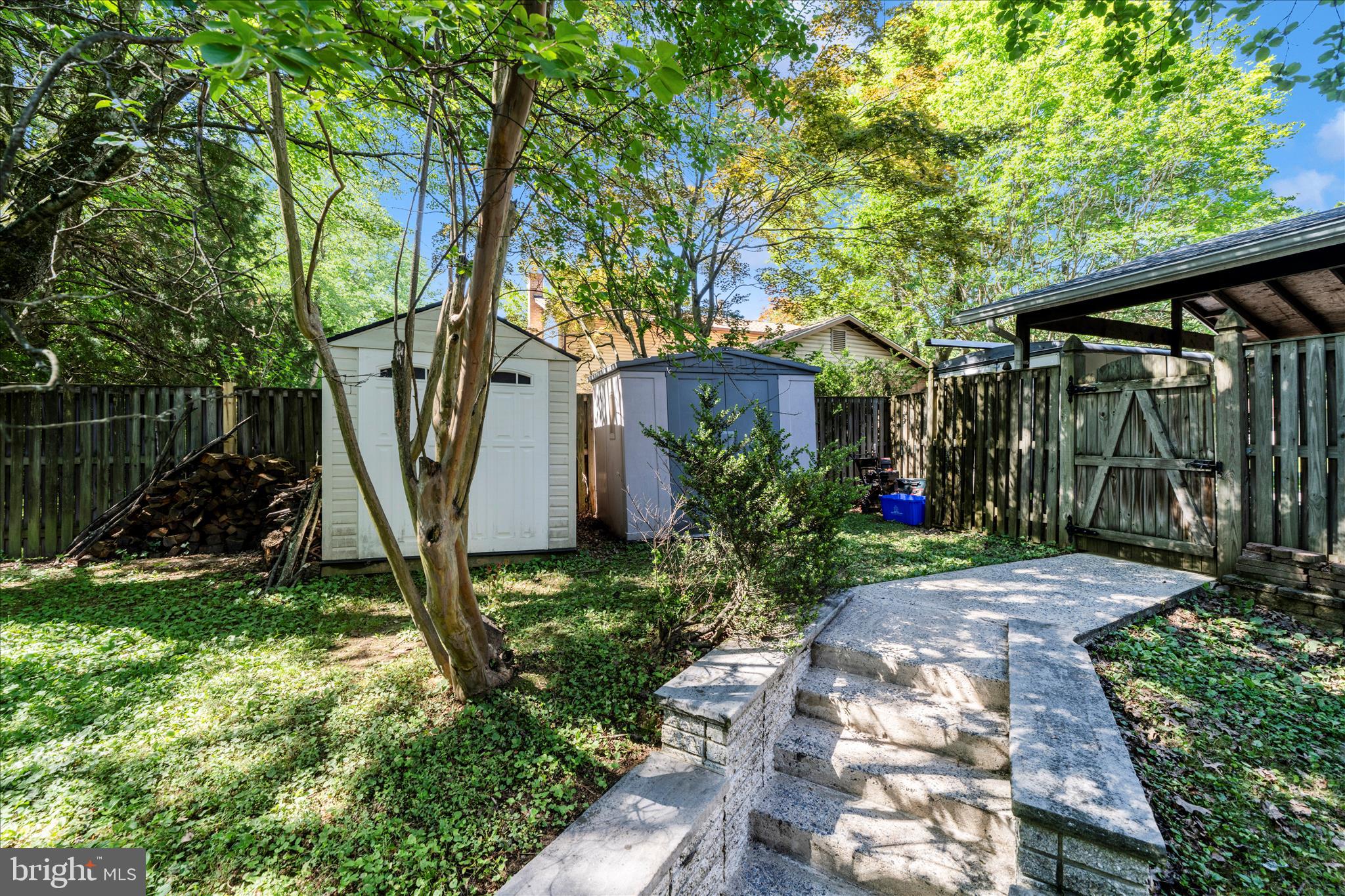 WOODLAWN TERRACE - Residential