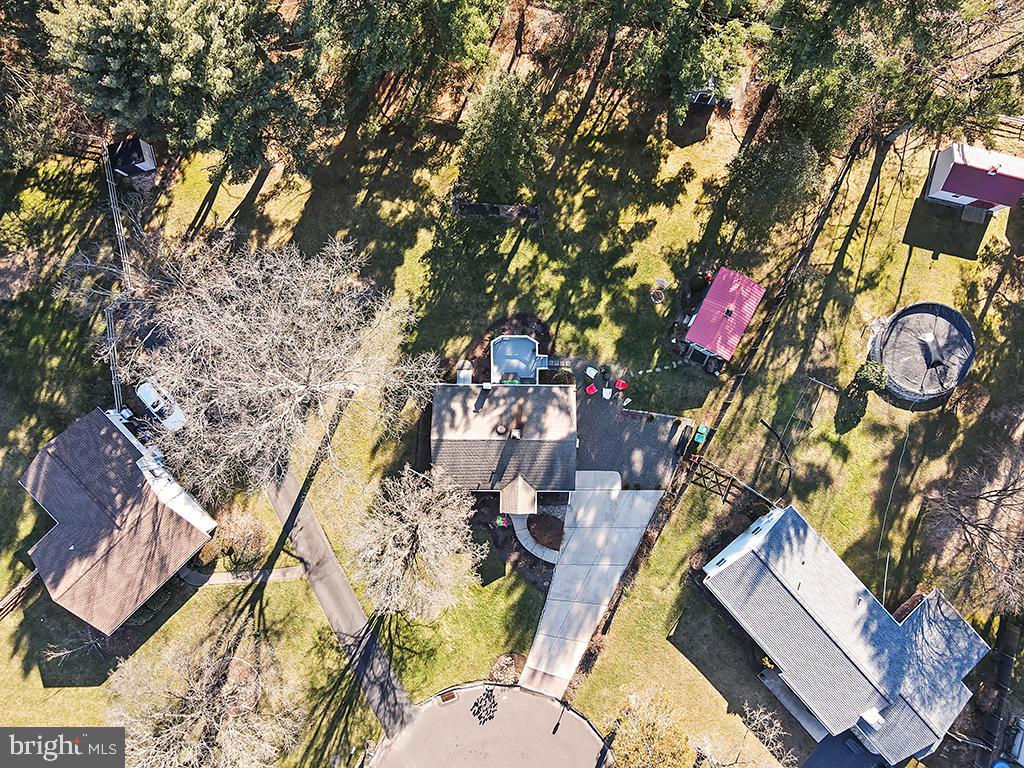 HILLSIDE VIL - Residential