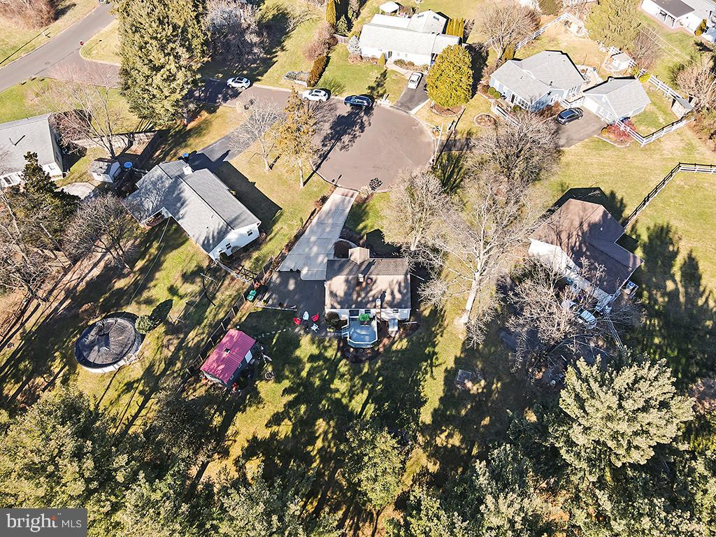 HILLSIDE VIL - Residential