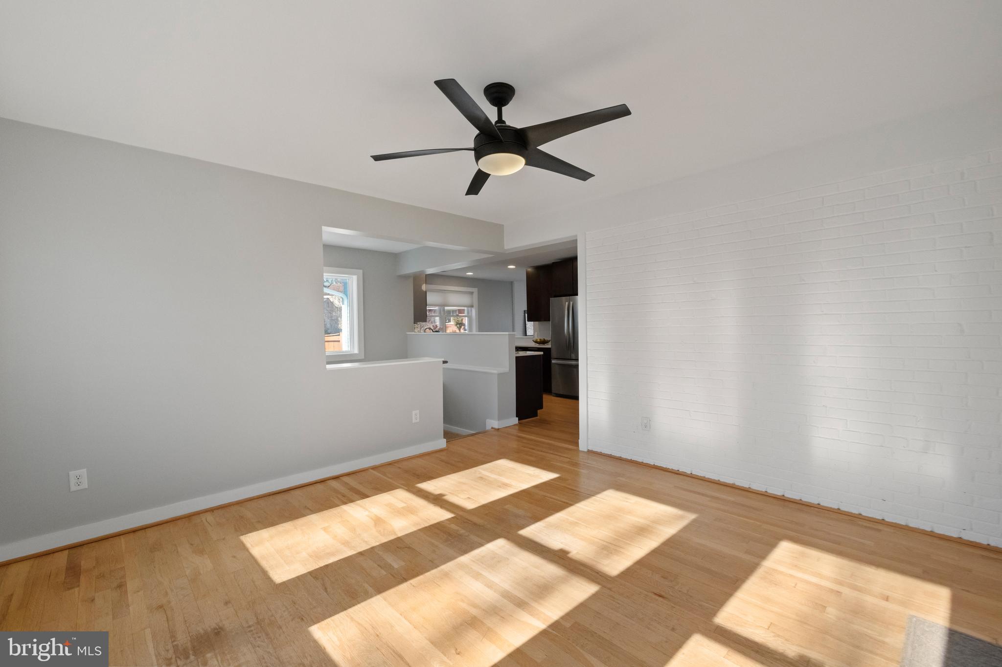 BRAD LEE HOMES - Residential