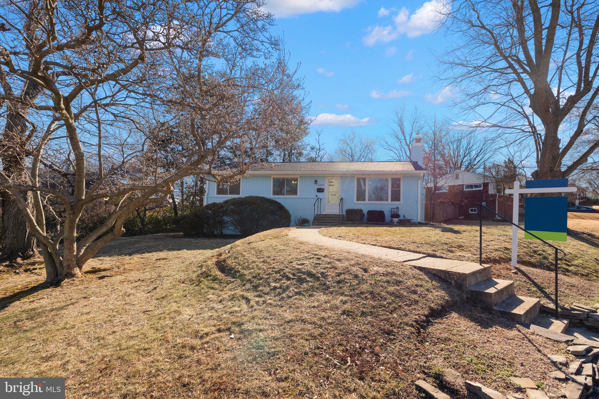 BRAD LEE HOMES - Residential