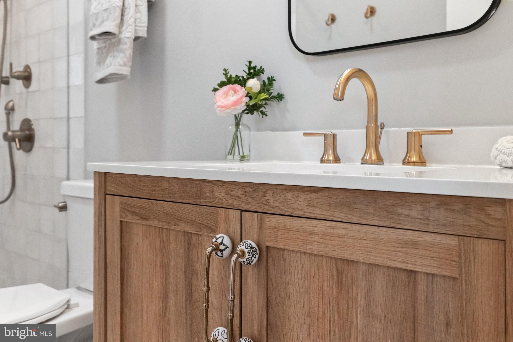 BRAD LEE HOMES - Residential