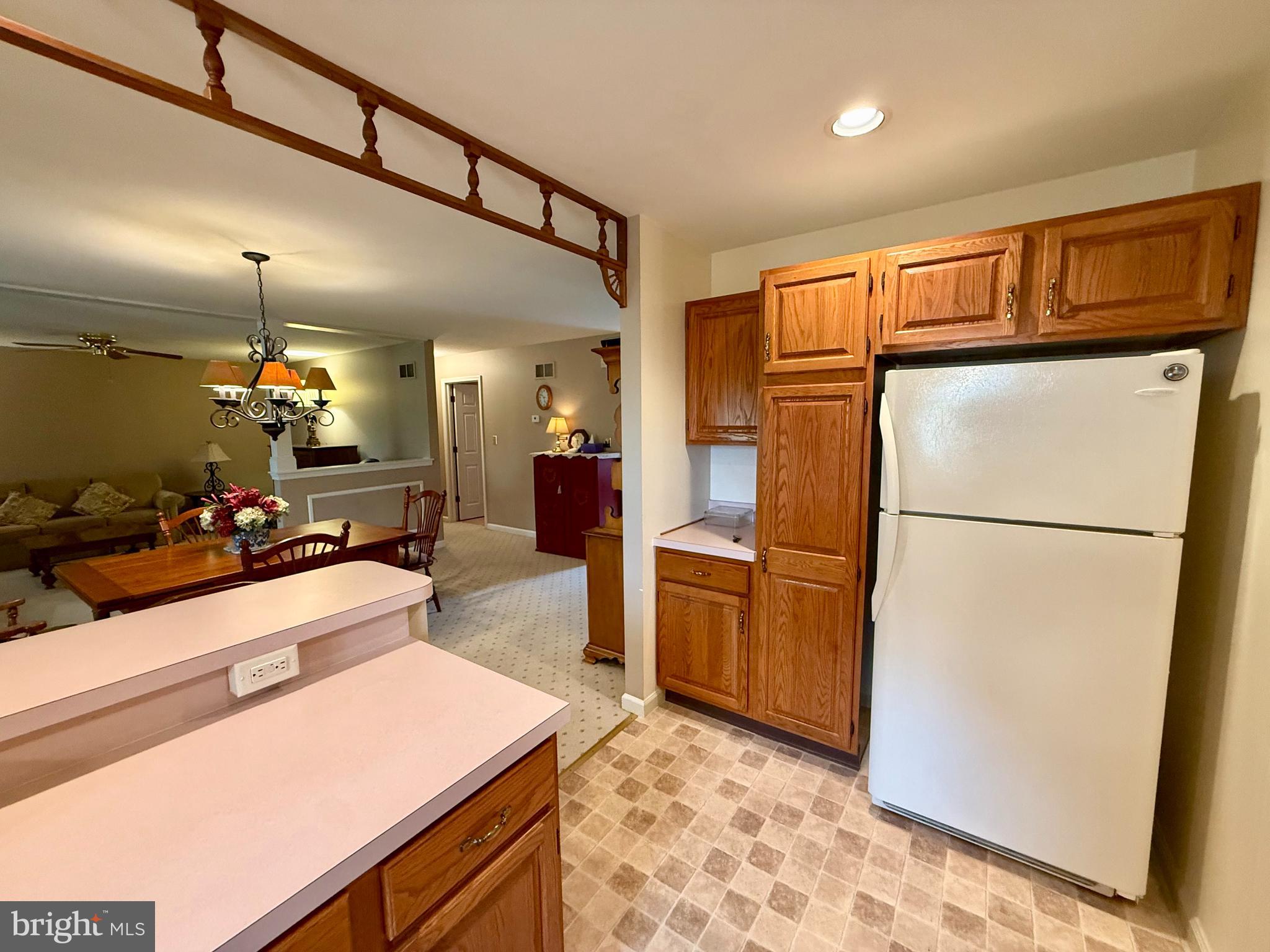 WALNUT MANOR - Residential