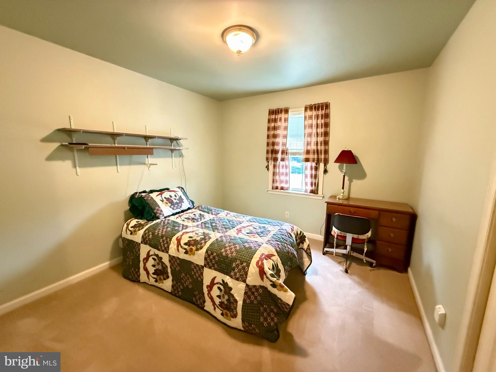 WALNUT MANOR - Residential