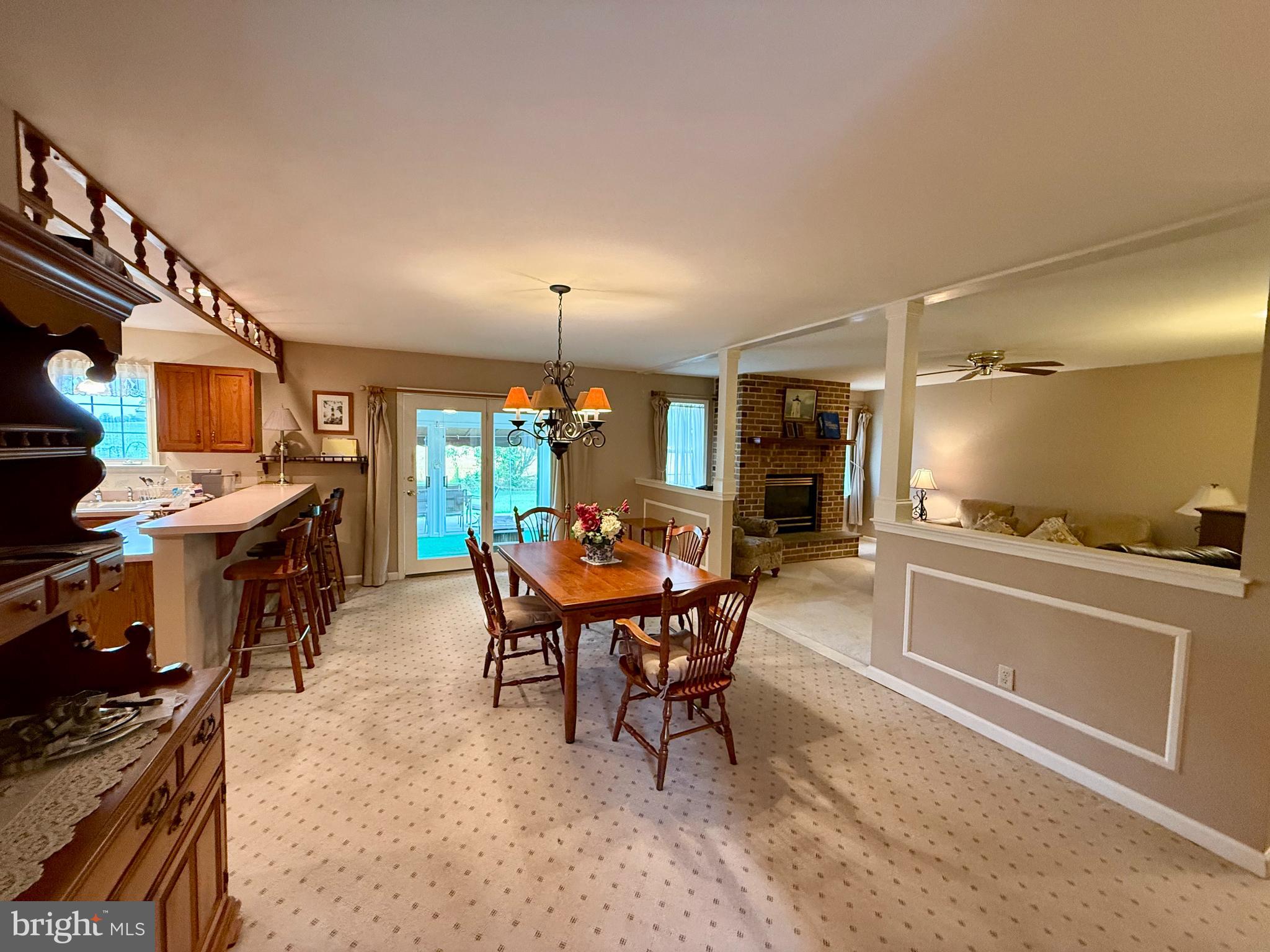 WALNUT MANOR - Residential