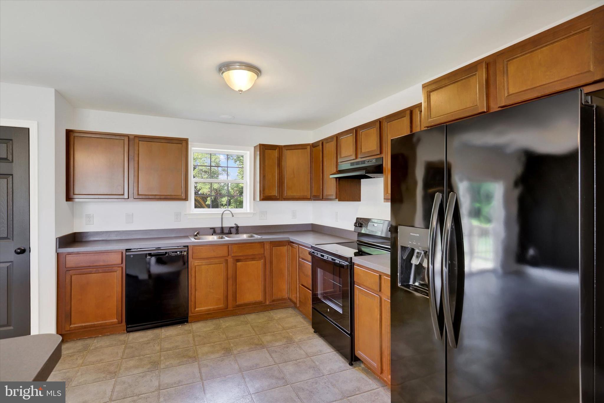 NORTH MIDDLE SPRING ESTATES - Residential