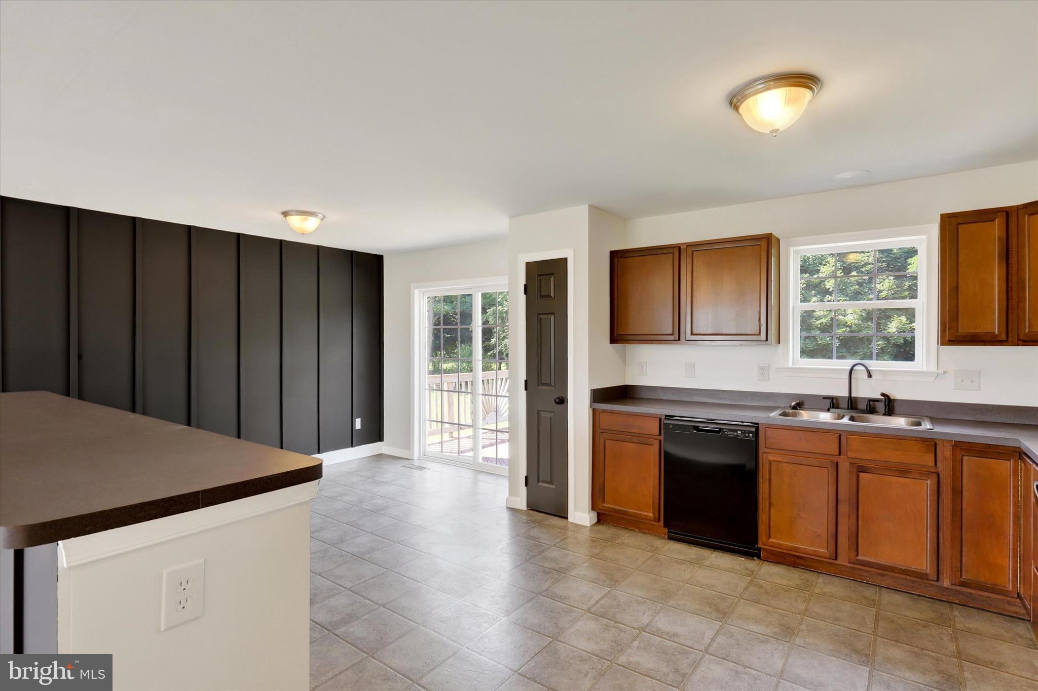 NORTH MIDDLE SPRING ESTATES - Residential