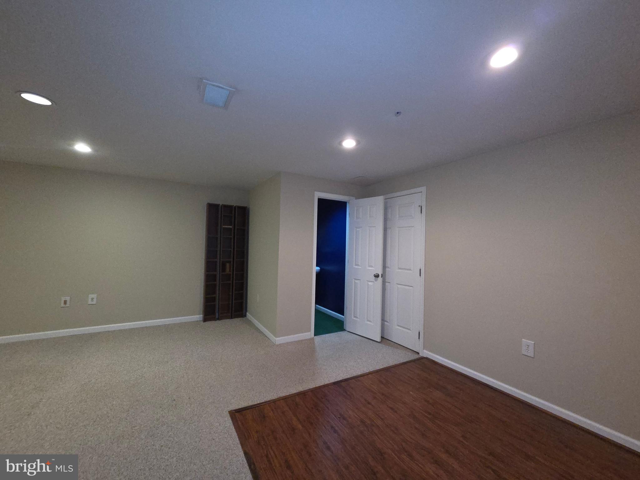REISTERSTOWN VILLAGE - Residential