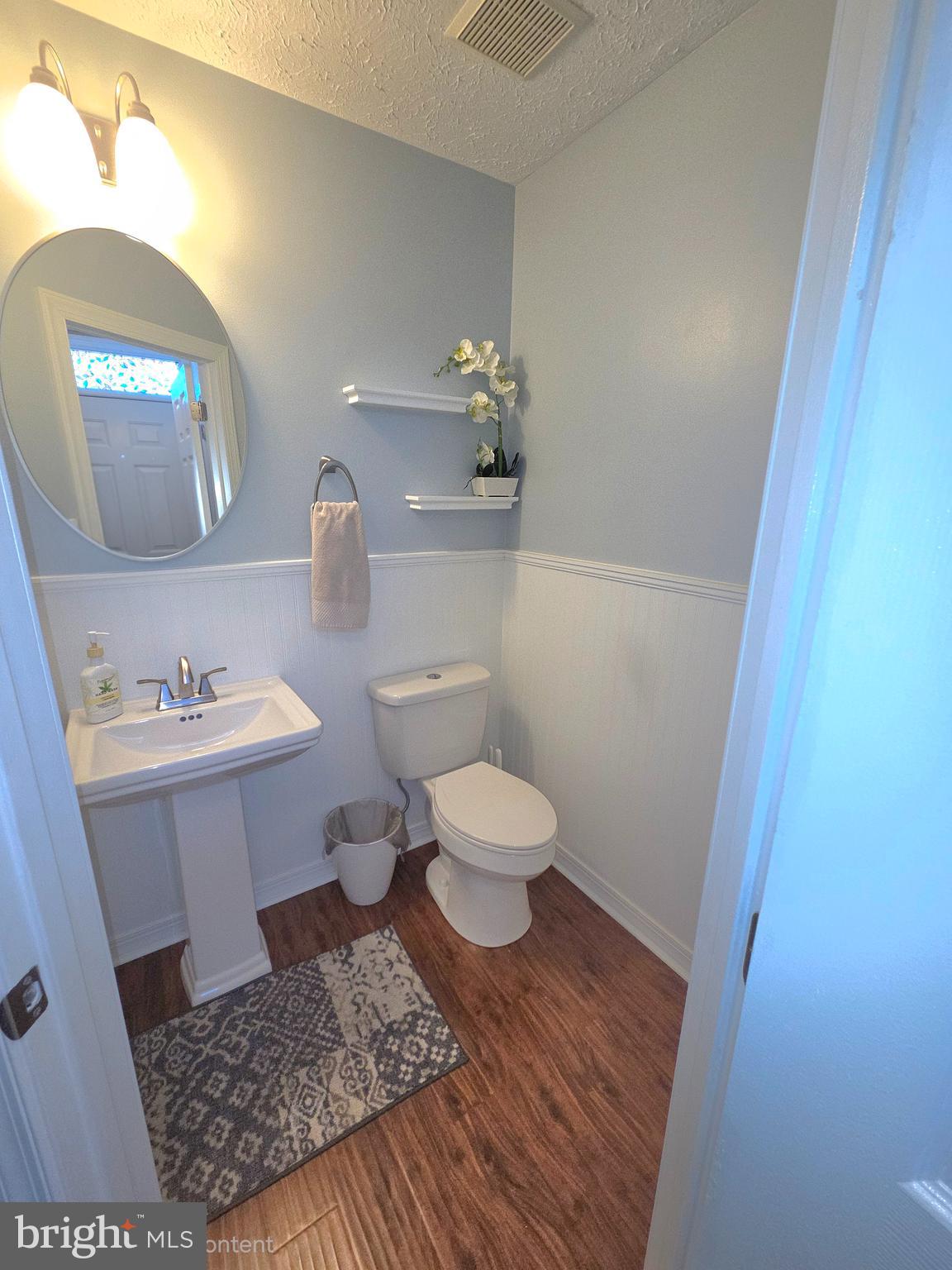 REISTERSTOWN VILLAGE - Residential
