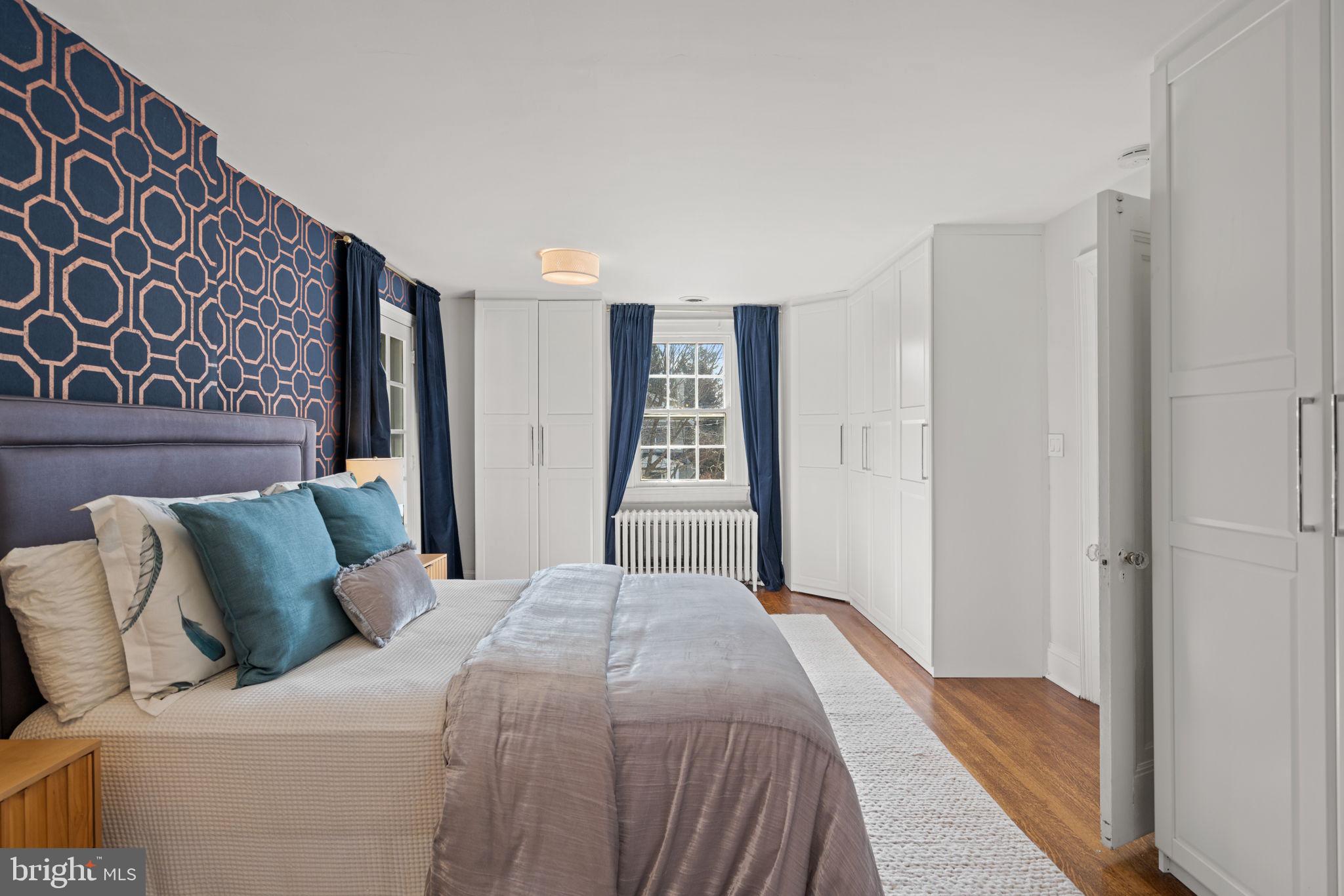 CHEVY CHASE - Residential