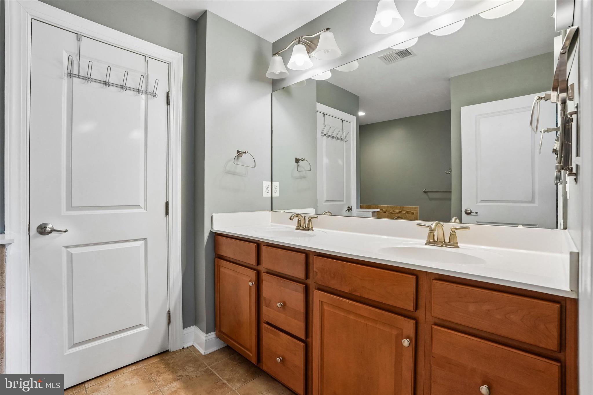 PENROSE WALK - Residential