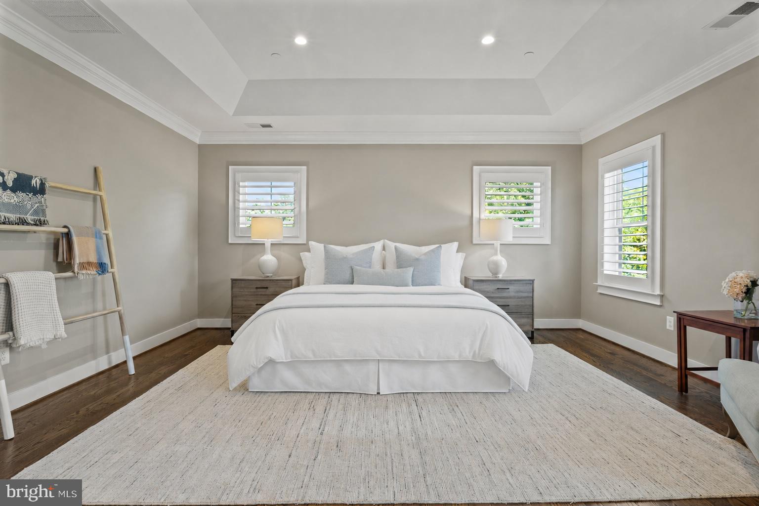 EDGEWOOD - Residential
