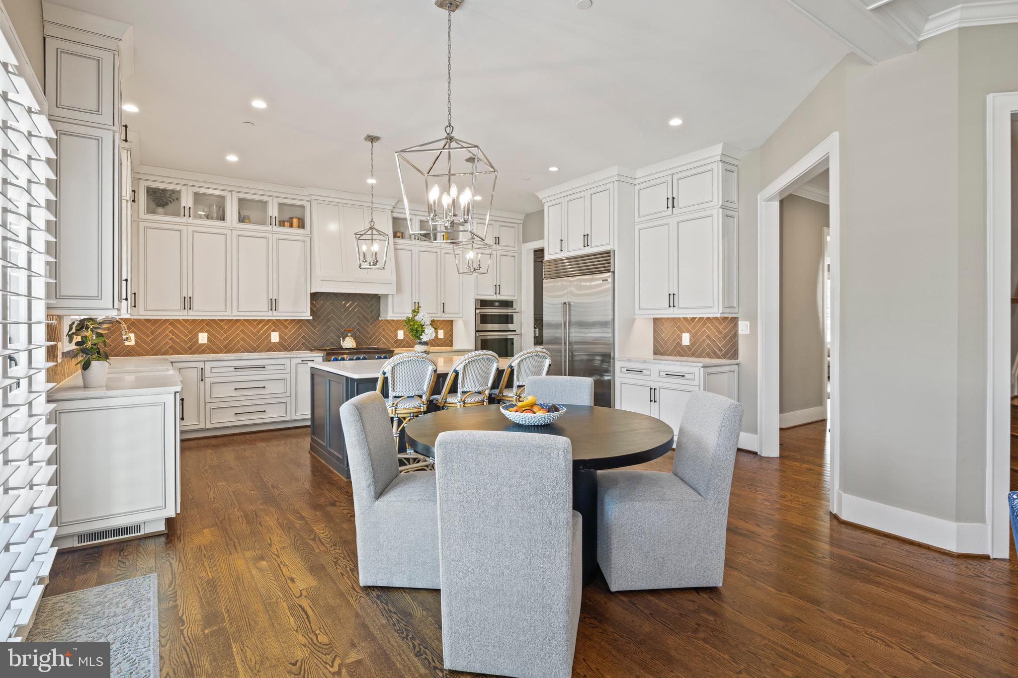 EDGEWOOD - Residential