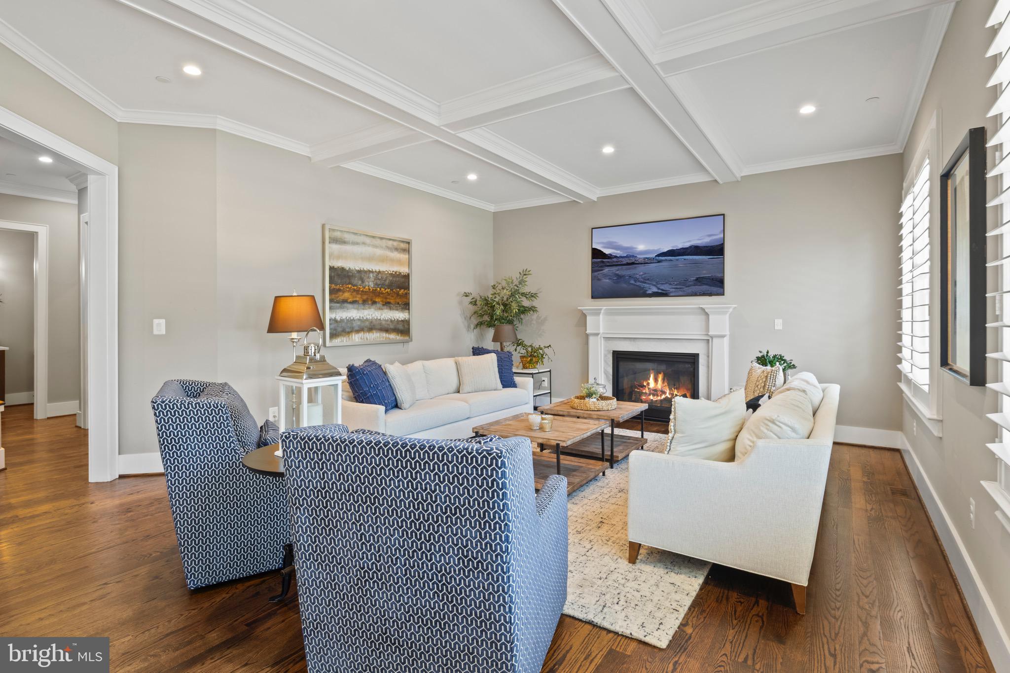 EDGEWOOD - Residential