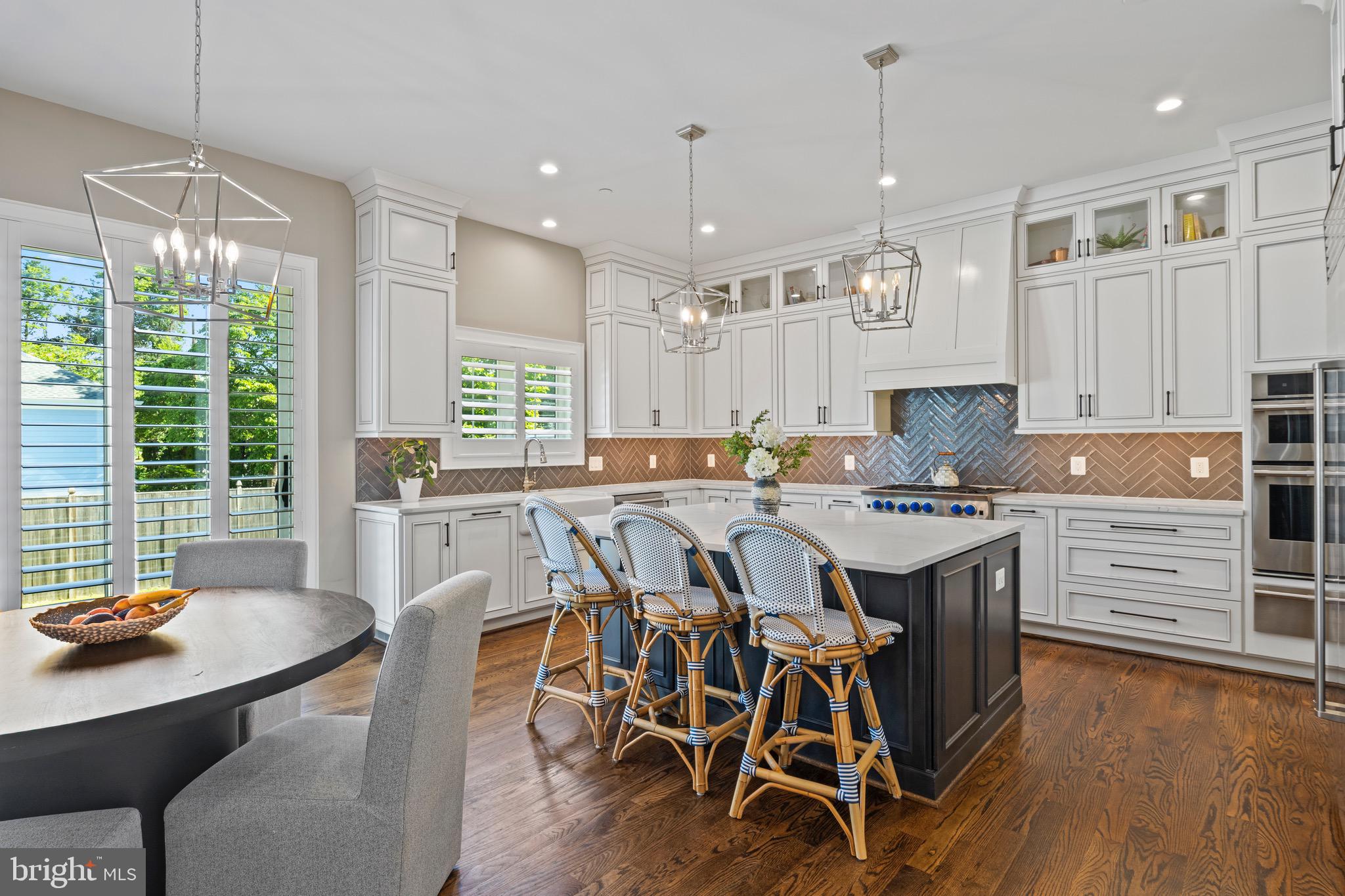 EDGEWOOD - Residential