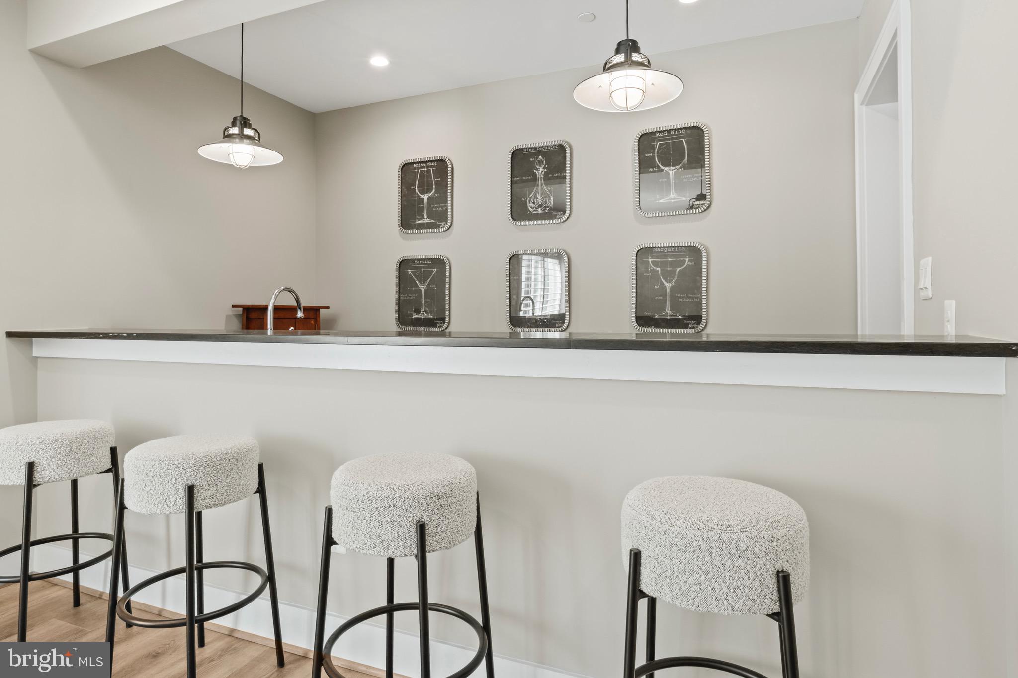 EDGEWOOD - Residential