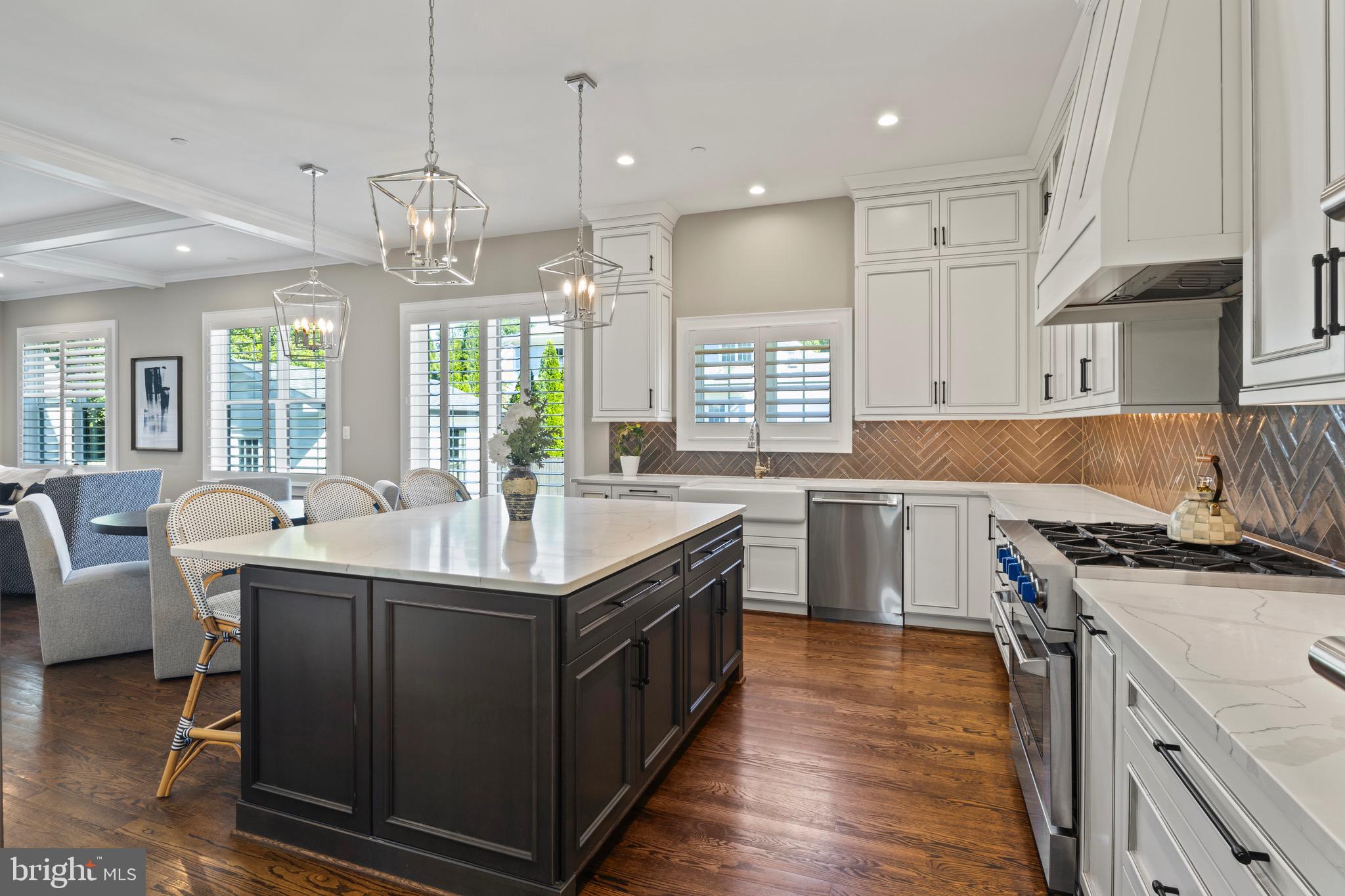 EDGEWOOD - Residential