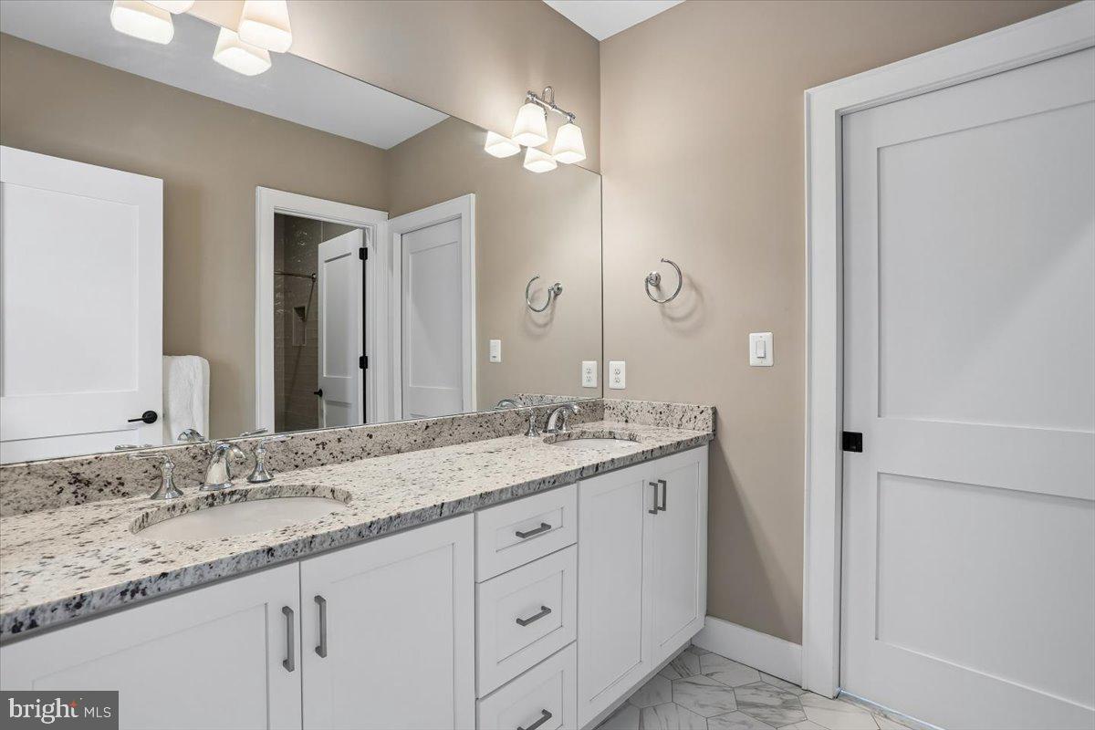 EDGEWOOD - Residential