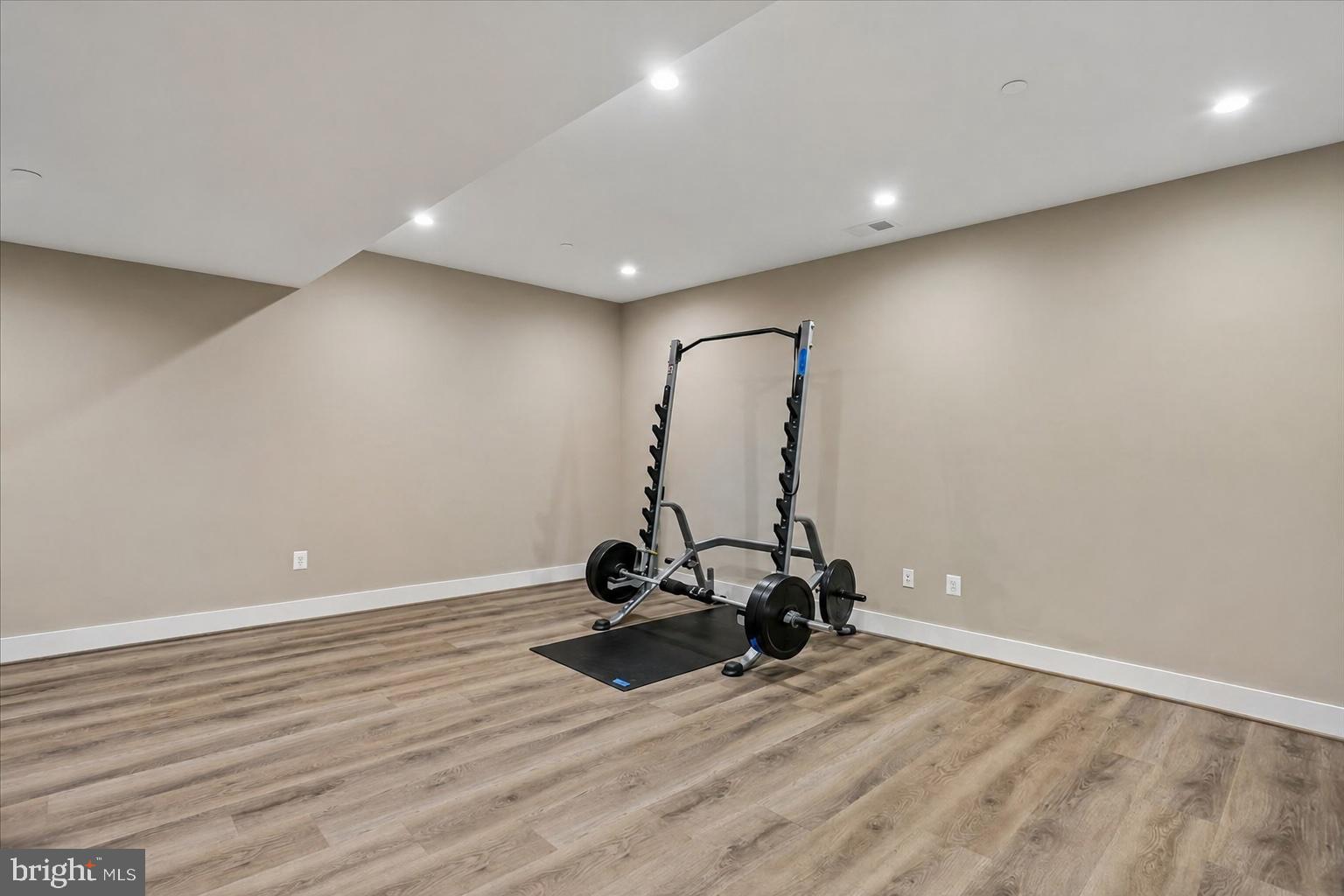 EDGEWOOD - Residential