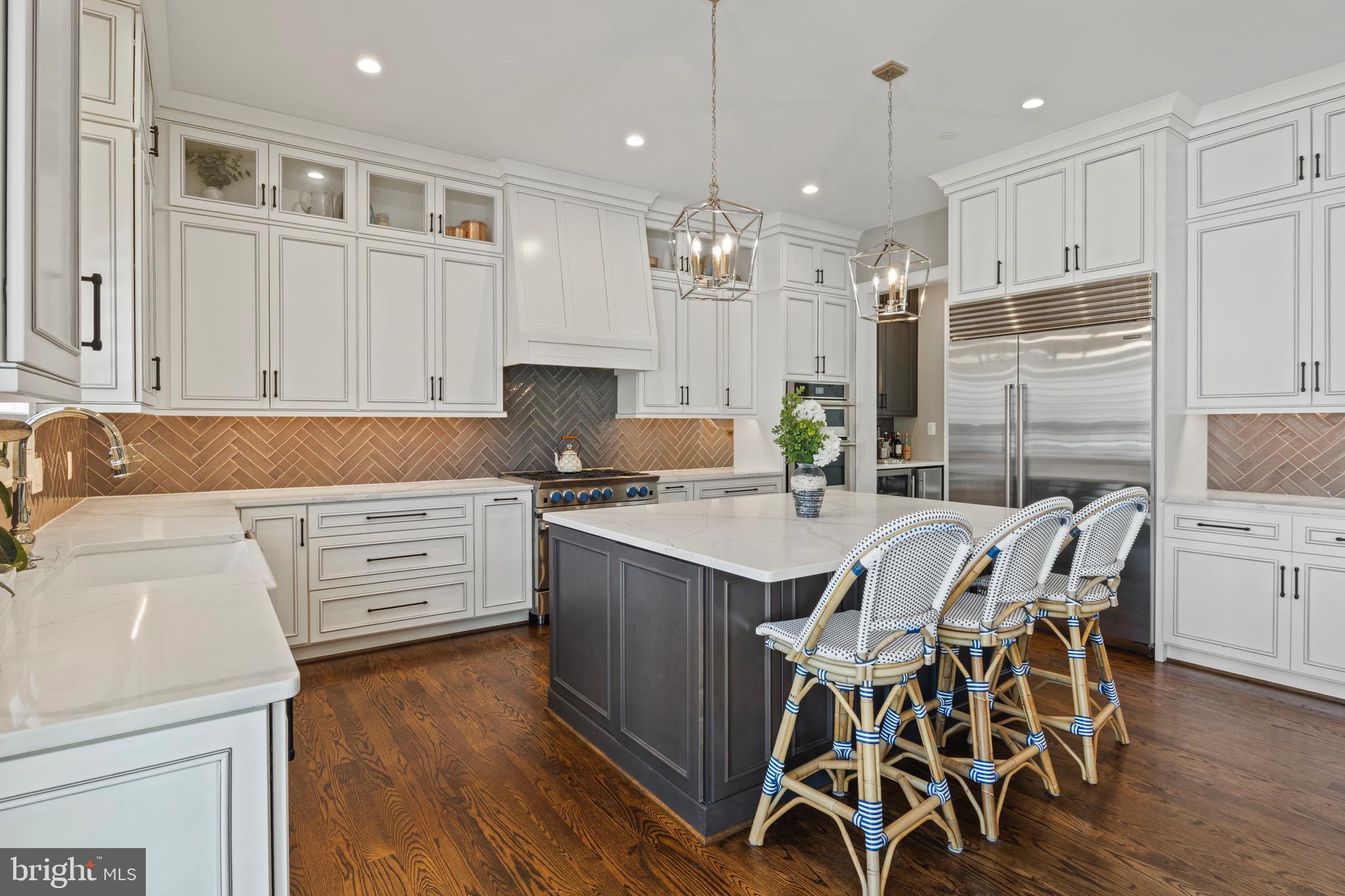 EDGEWOOD - Residential