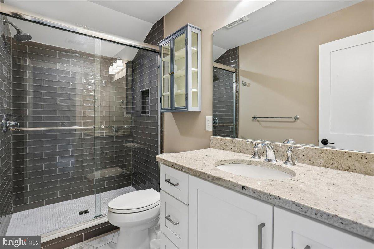 EDGEWOOD - Residential