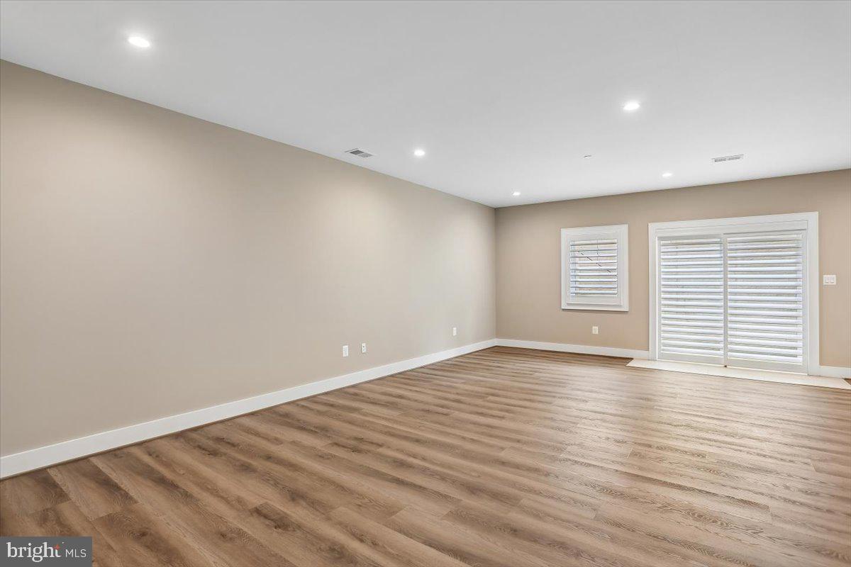 EDGEWOOD - Residential