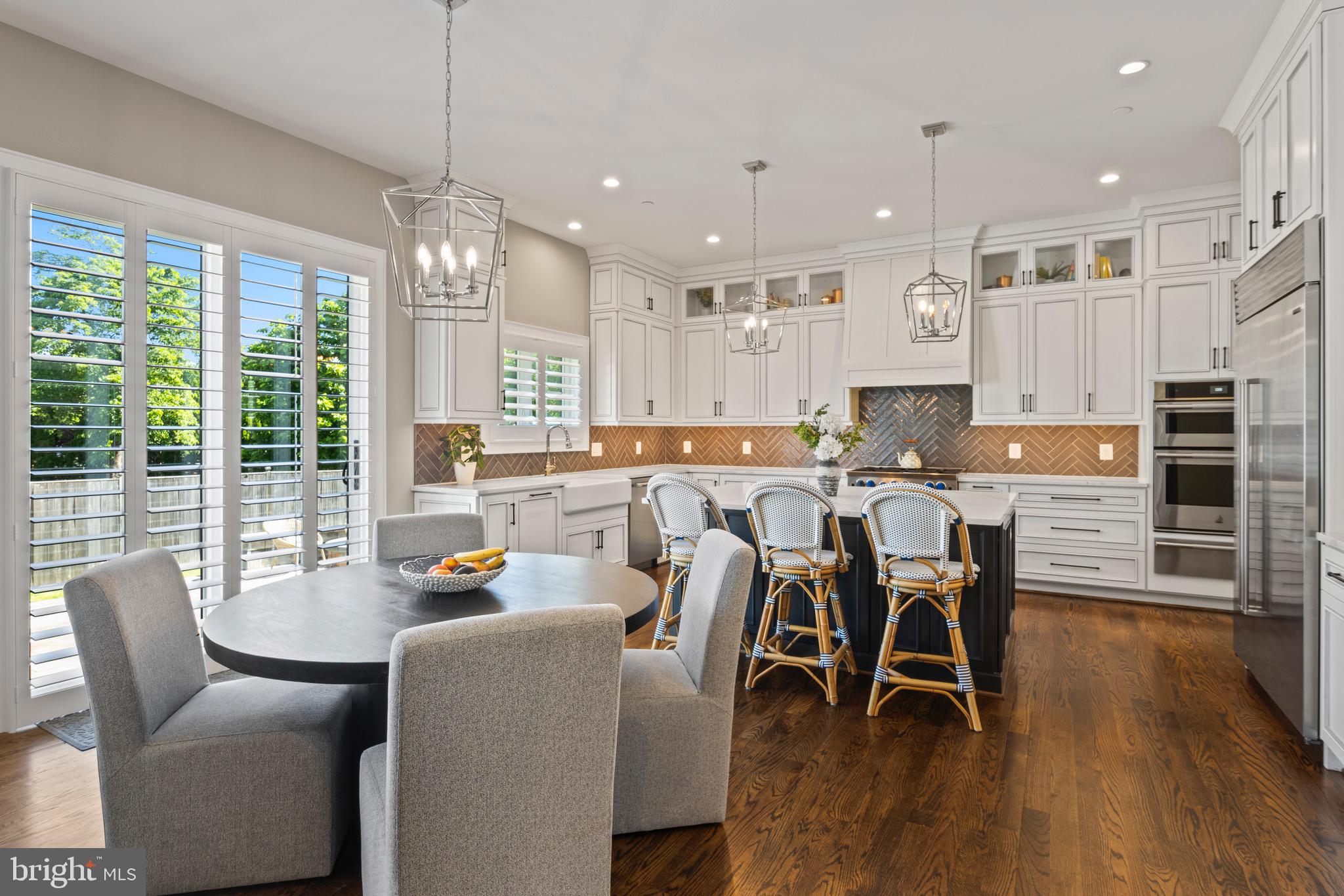 EDGEWOOD - Residential