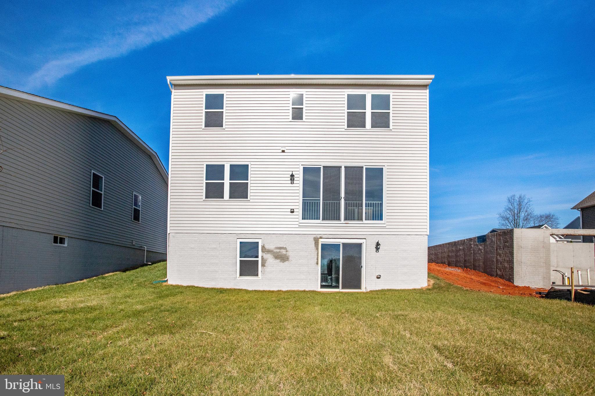 SEASONS AT ROUND MILL MEADOWS - Residential