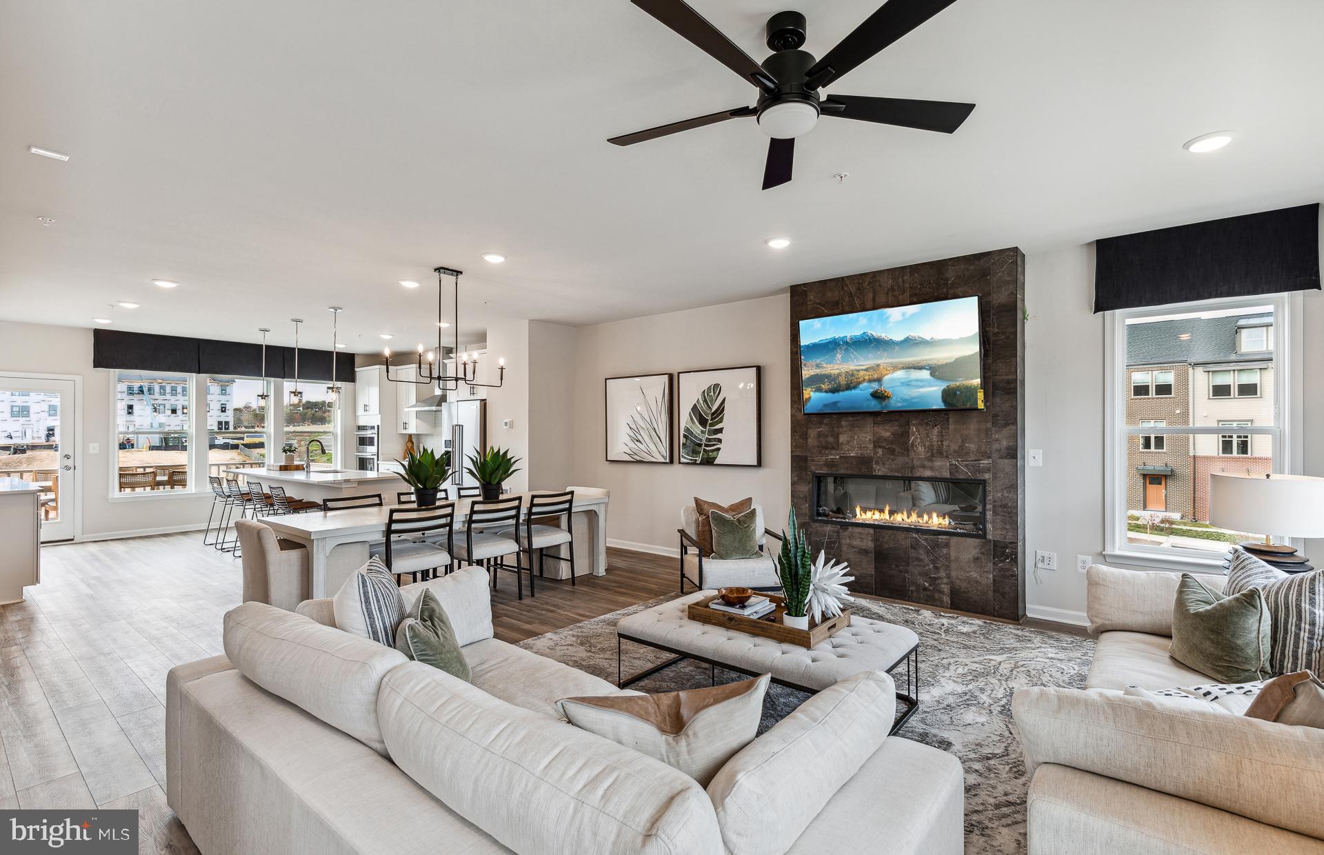 TILLETT'S VIEW - Residential