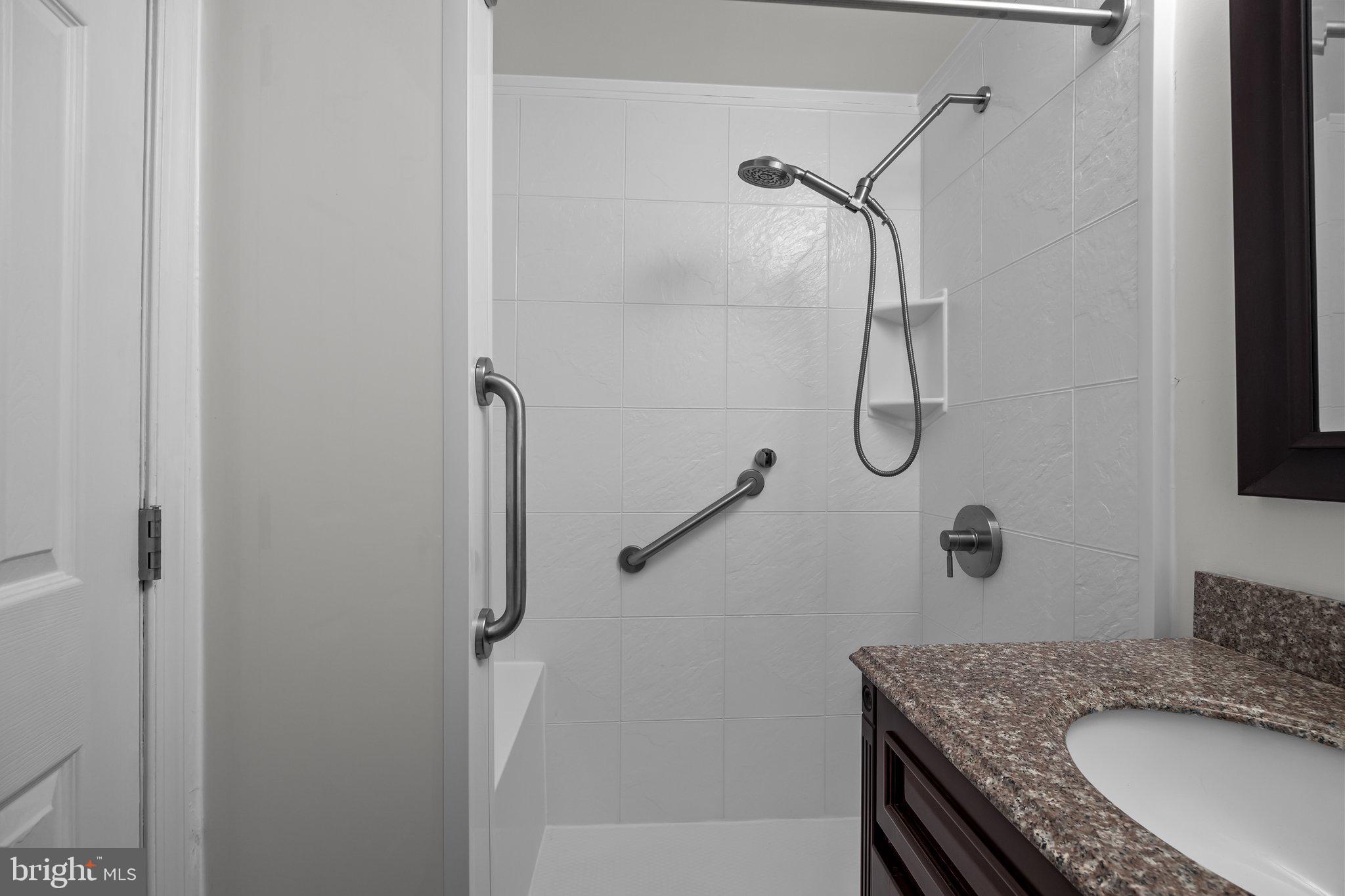 ELKINS PARK HOUSE - Residential