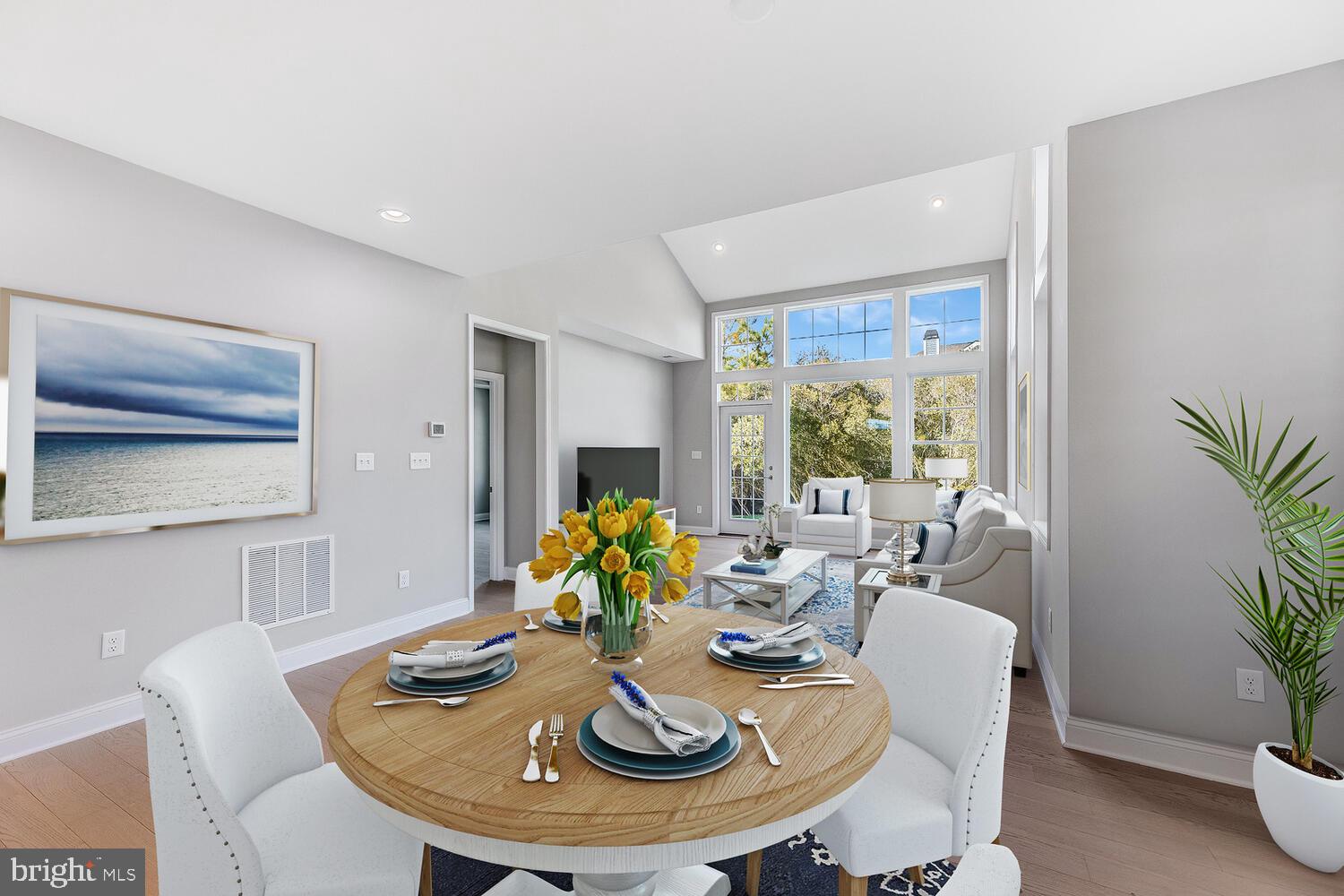 PENINSULA LAKES - Residential