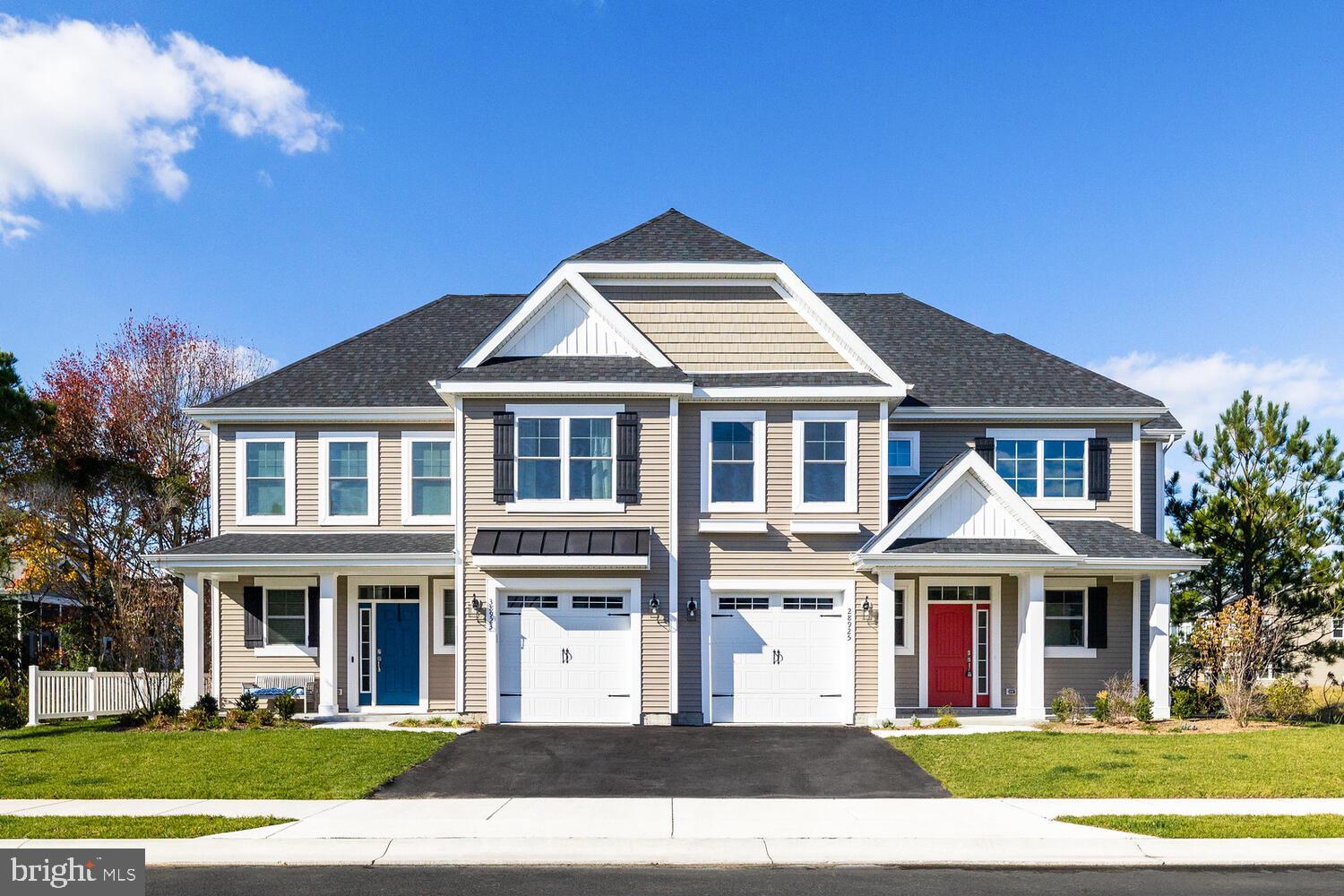 PENINSULA LAKES - Residential
