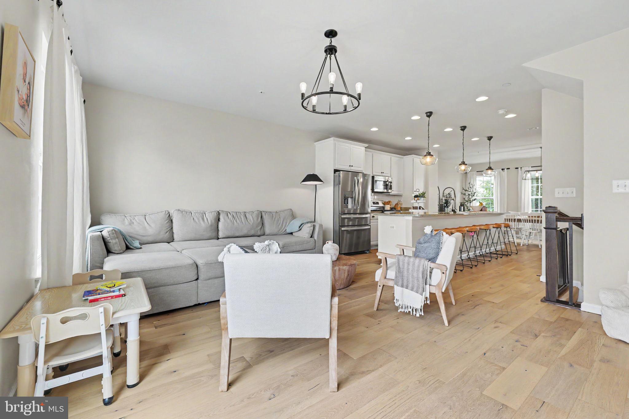 JEFFERSON PLACE - Residential