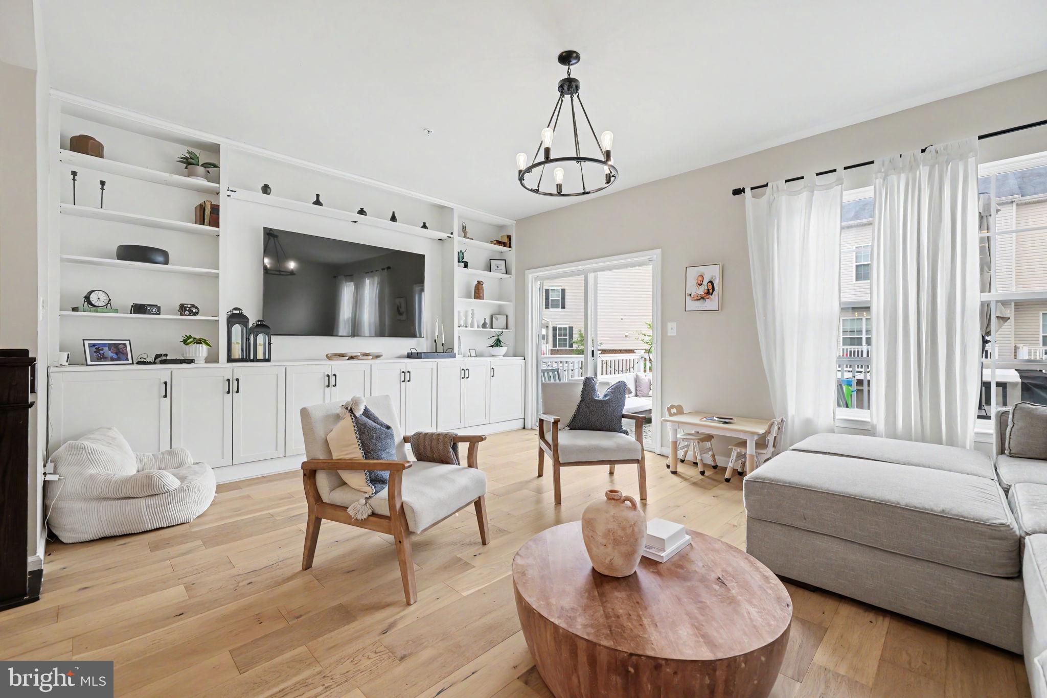 JEFFERSON PLACE - Residential