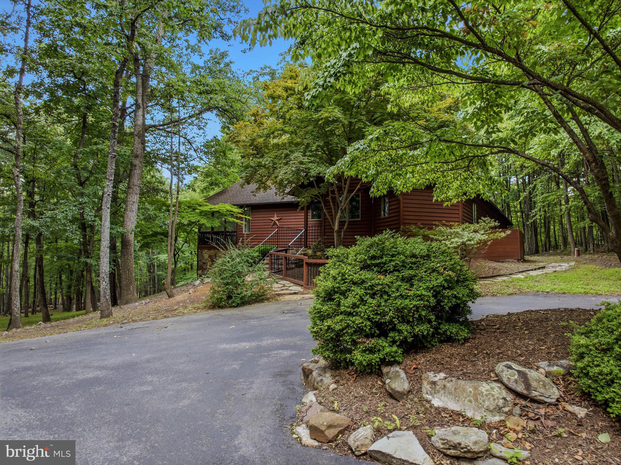 ROCK GAP WOODS - Residential