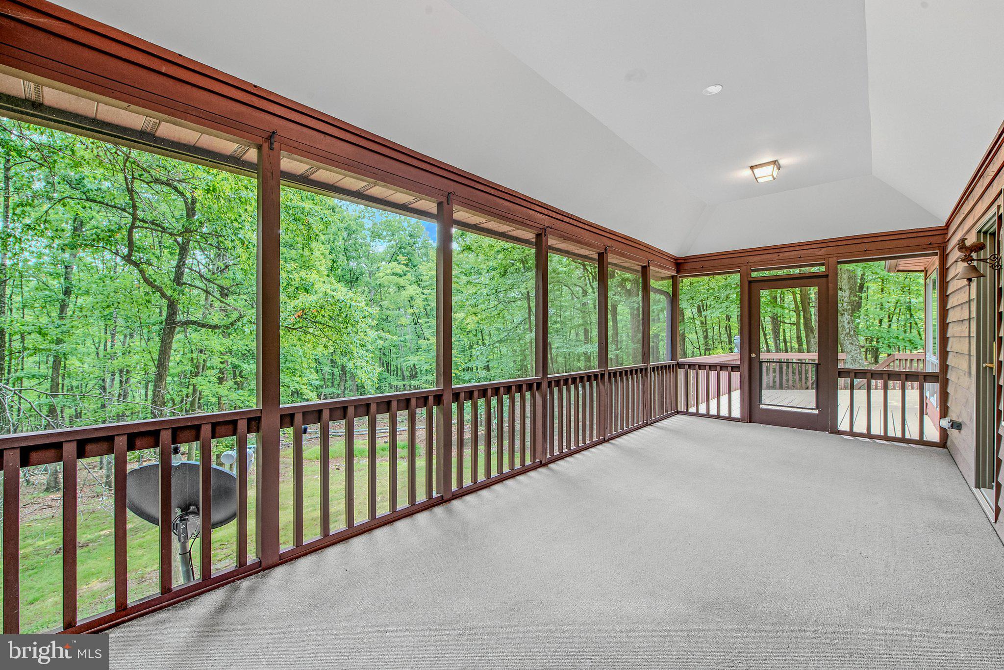 ROCK GAP WOODS - Residential