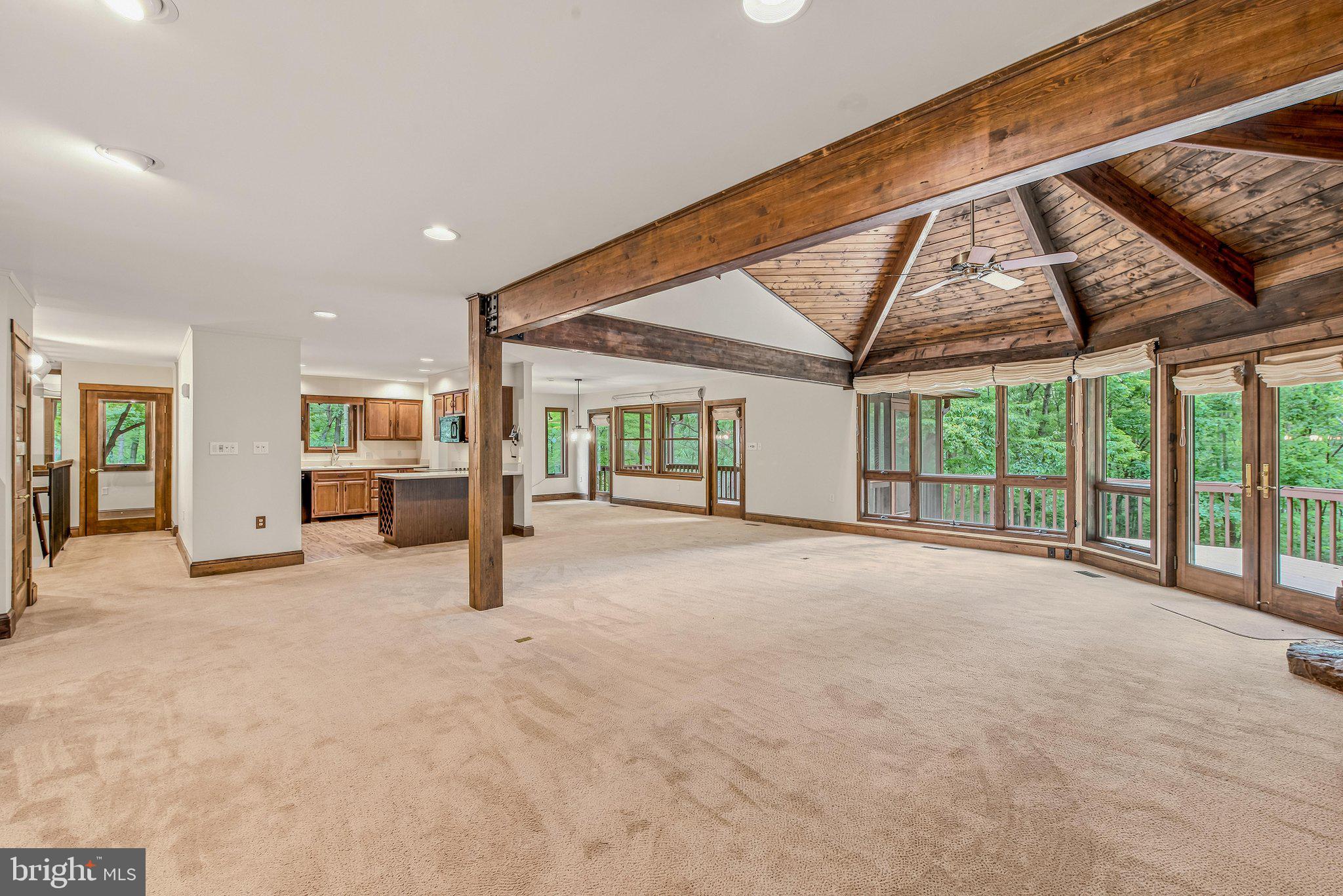 ROCK GAP WOODS - Residential