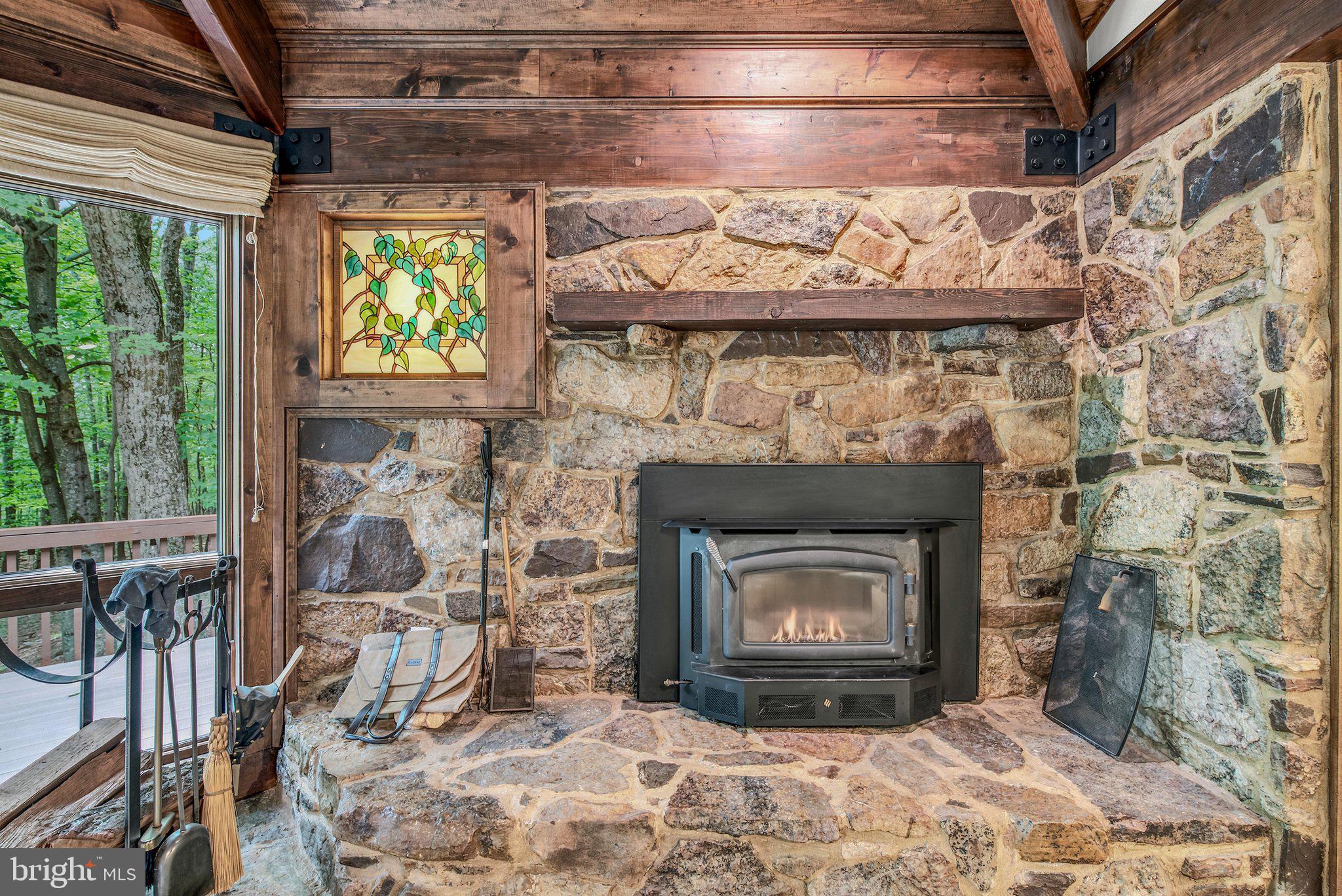 ROCK GAP WOODS - Residential