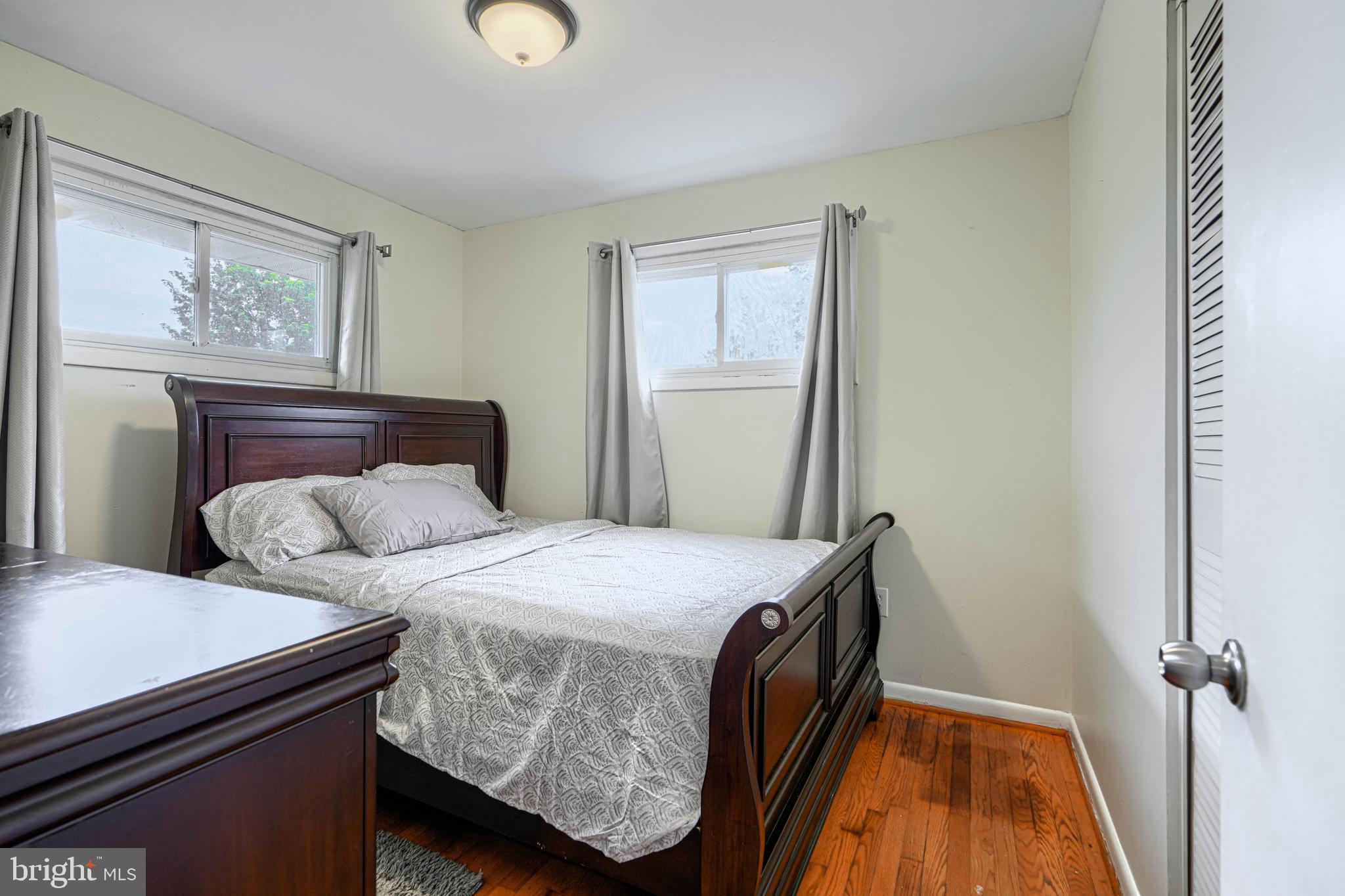 THORNEWOOD PARK - Residential