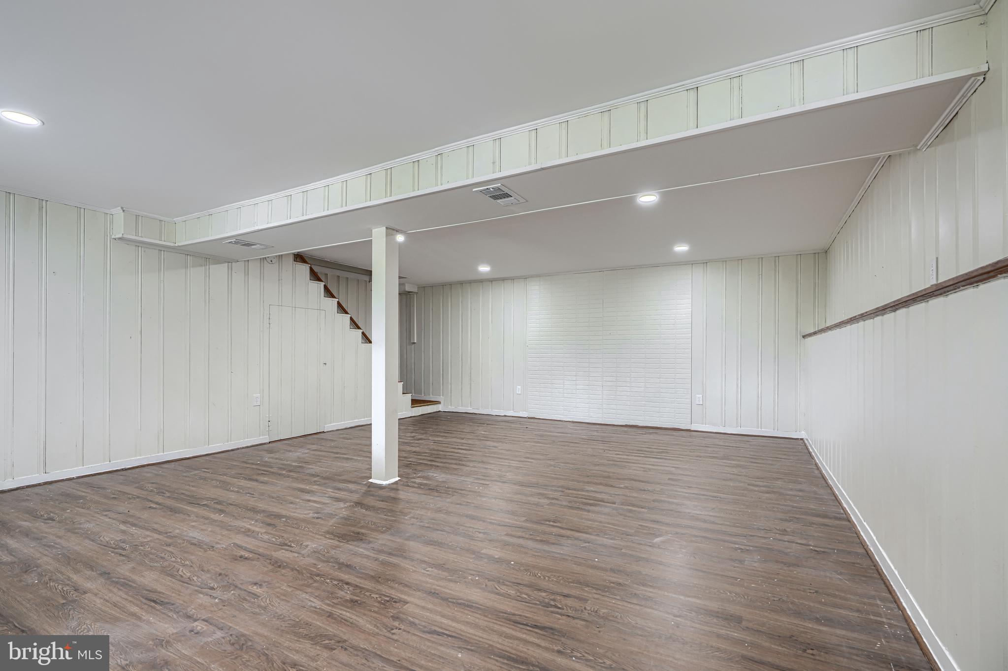 THORNEWOOD PARK - Residential