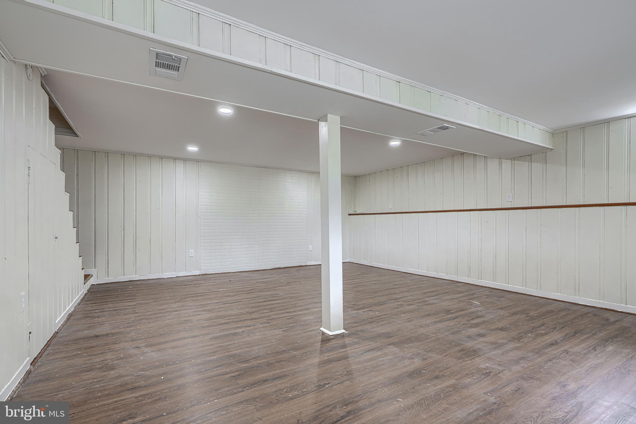 THORNEWOOD PARK - Residential