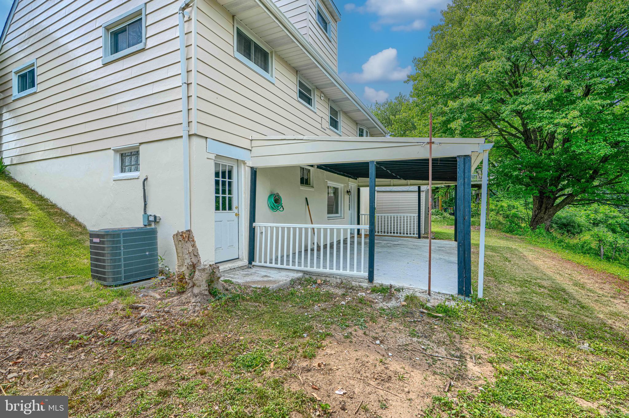 THORNEWOOD PARK - Residential