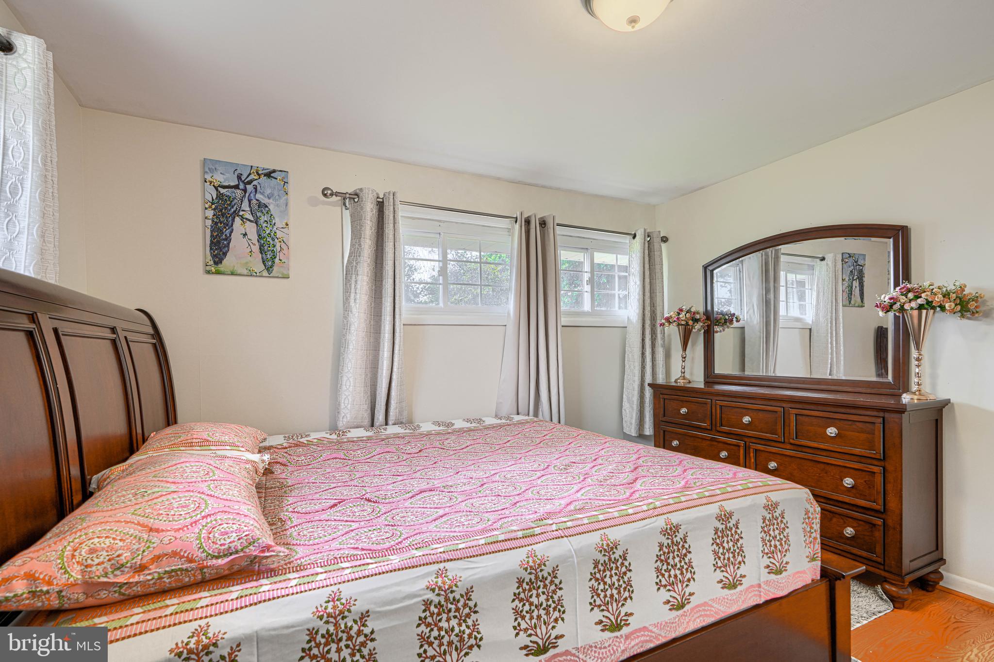 THORNEWOOD PARK - Residential