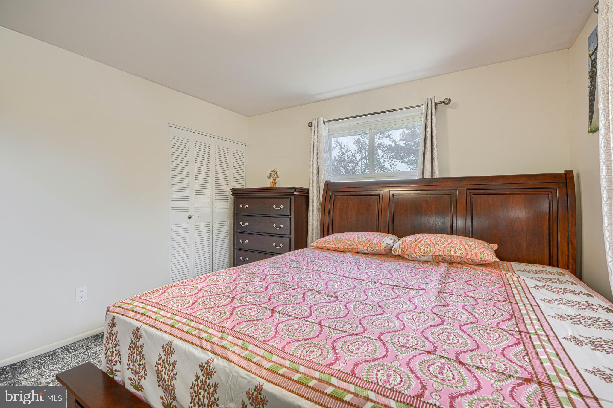THORNEWOOD PARK - Residential