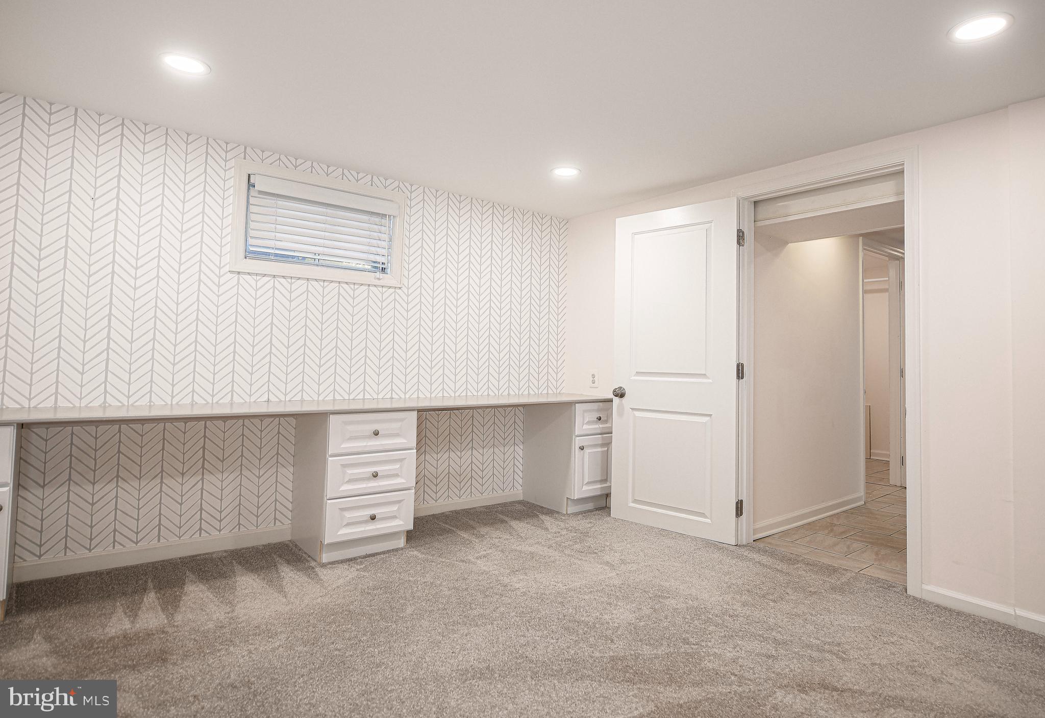 GREENBRIER - Residential